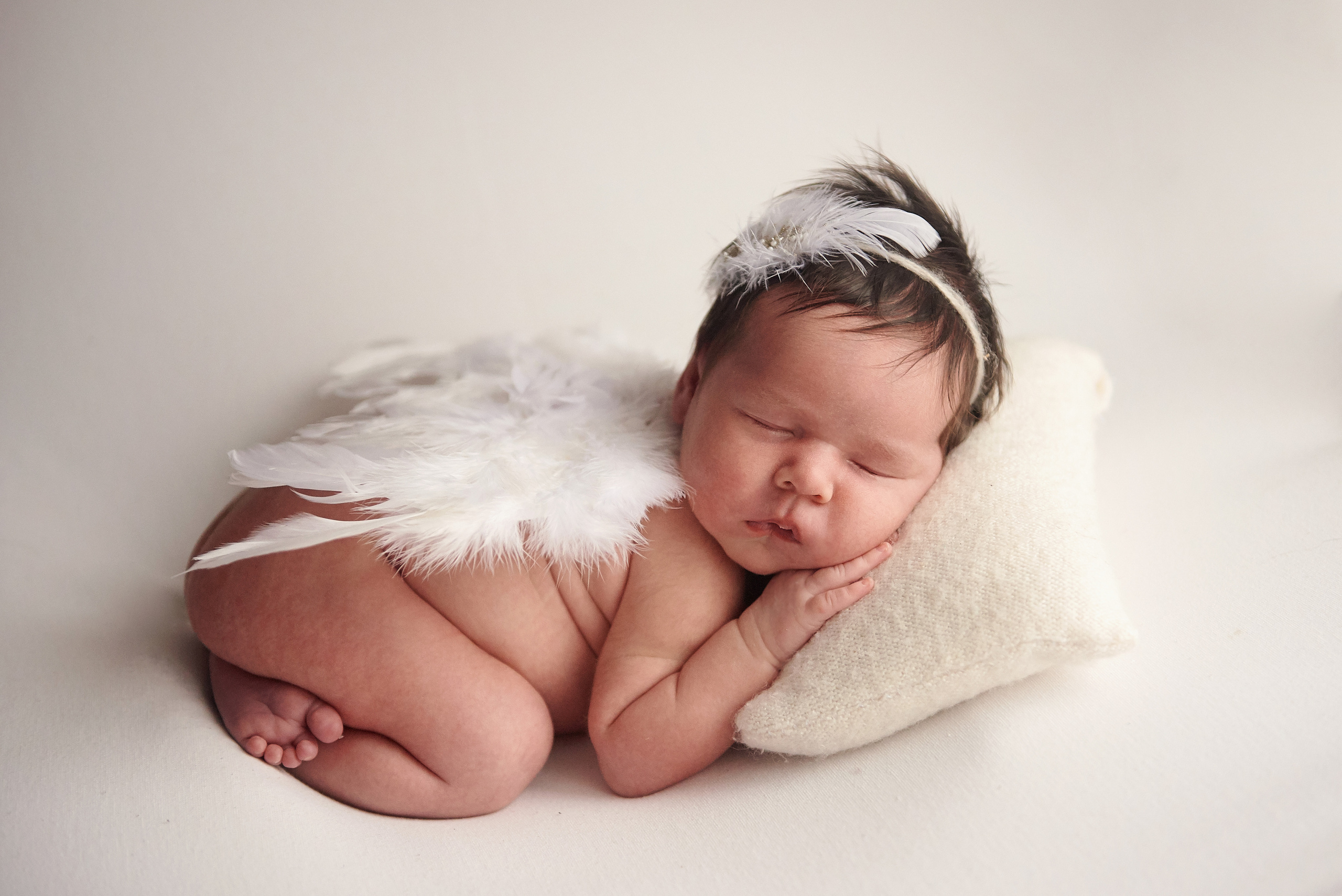 Newborn. Фотограф новонароджених діток та їх сімей в Тернополі