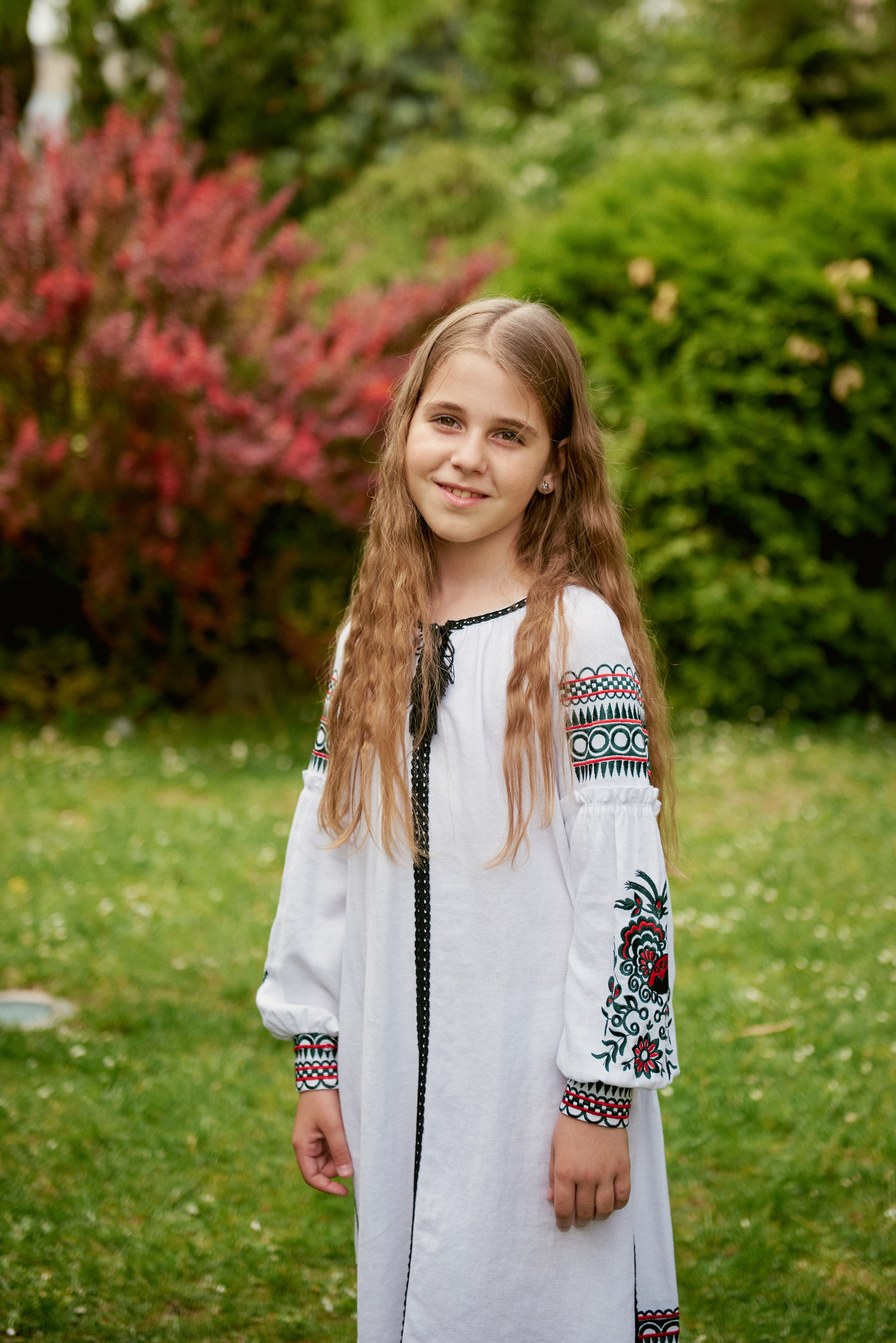 Храм Матері Божої Неустанної Помочі (біля літака). Фотограф новонароджених діток та їх сімей в Тернополі