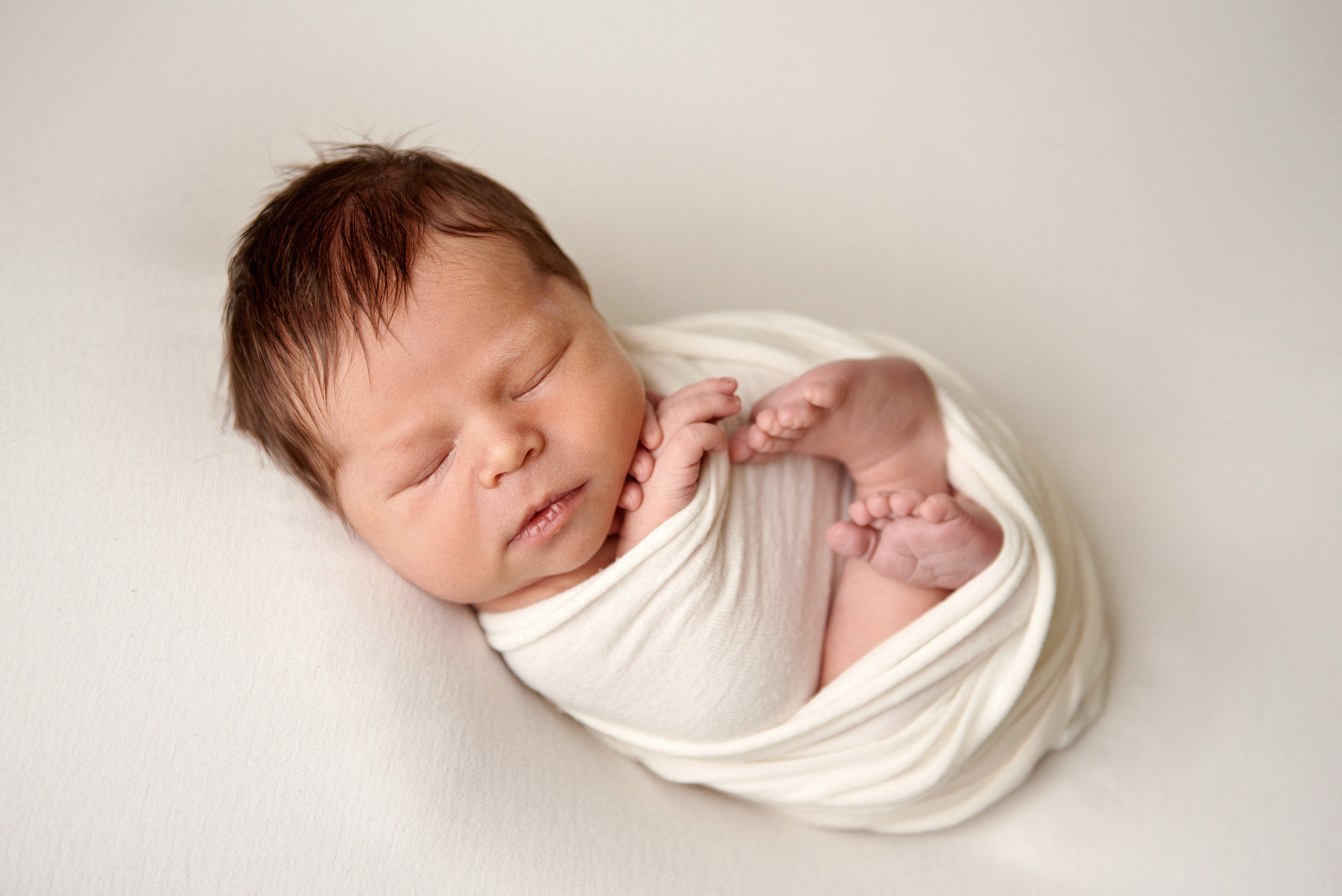 Newborn. Фотограф новонароджених діток та їх сімей в Тернополі