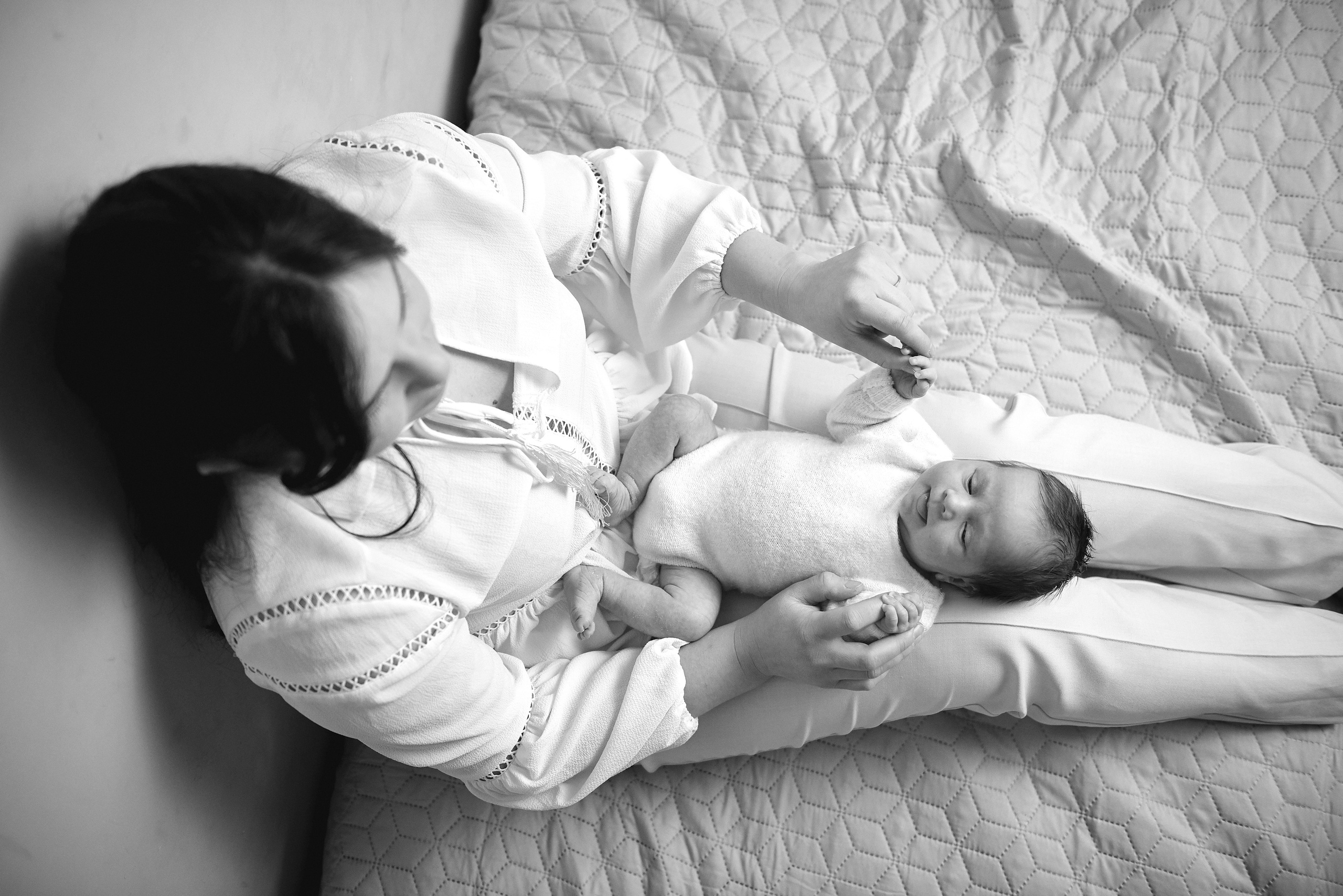 Таня Софія Віктор і Лєра. Фотограф новонароджених діток та їх сімей в Тернополі