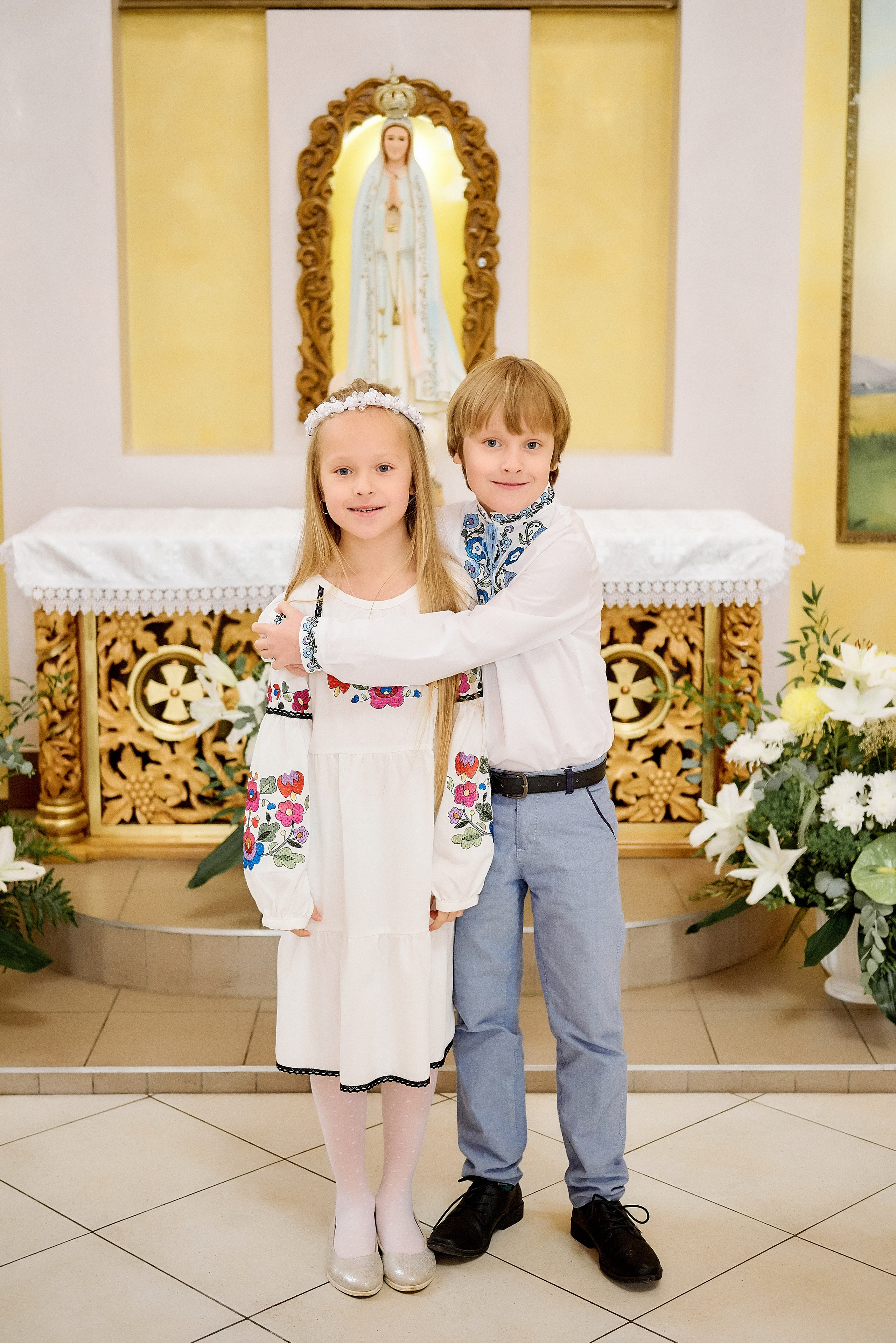 Церква святого апостола Петра. Фотограф новонароджених діток та їх сімей в Тернополі