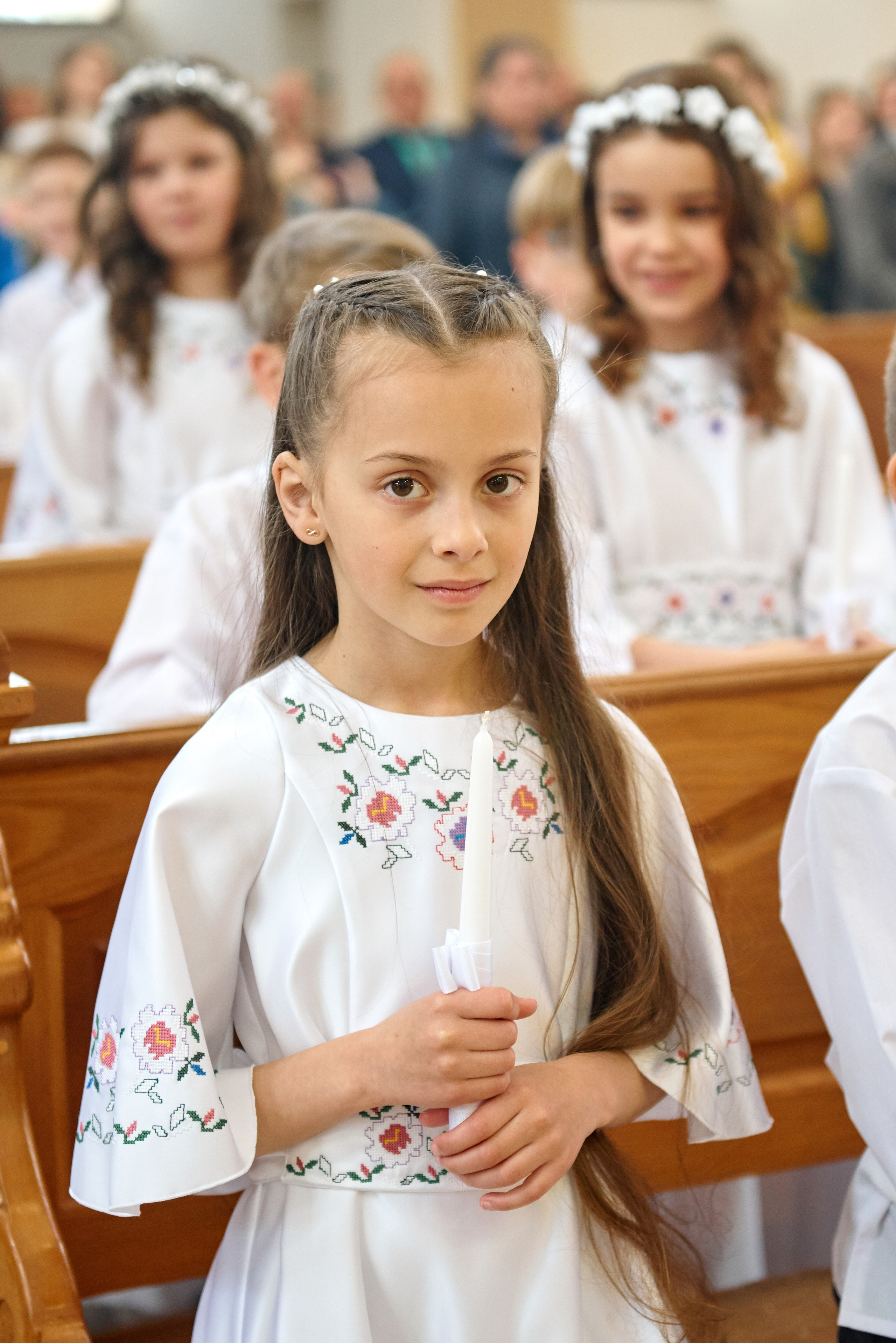 Храм Матері Божої Неустанної Помочі (біля літака). Фотограф новонароджених діток та їх сімей в Тернополі