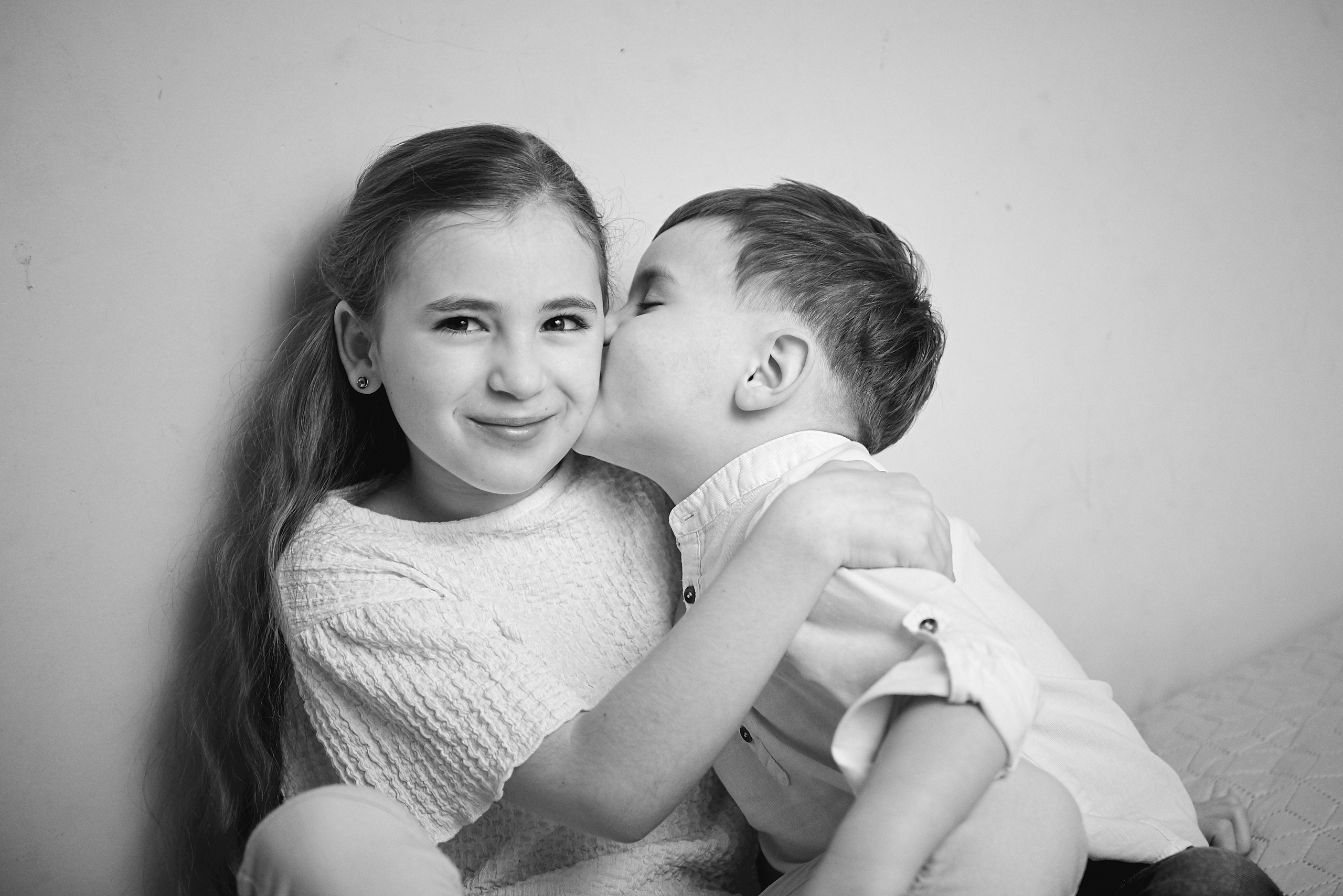 Таня Софія Віктор і Лєра. Фотограф новонароджених діток та їх сімей в Тернополі