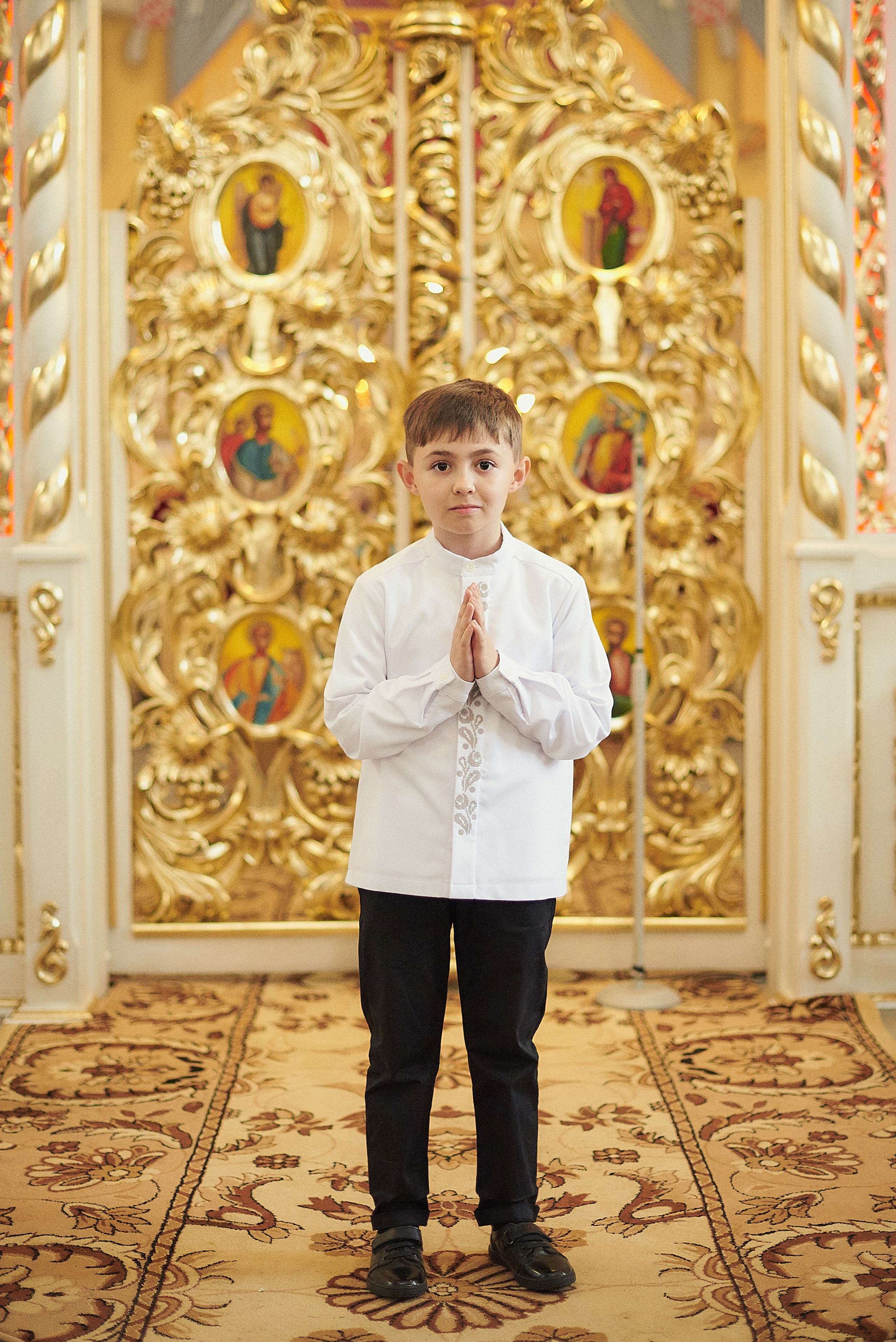 Церква Івана Богуслова. Фотограф новонароджених діток та їх сімей в Тернополі