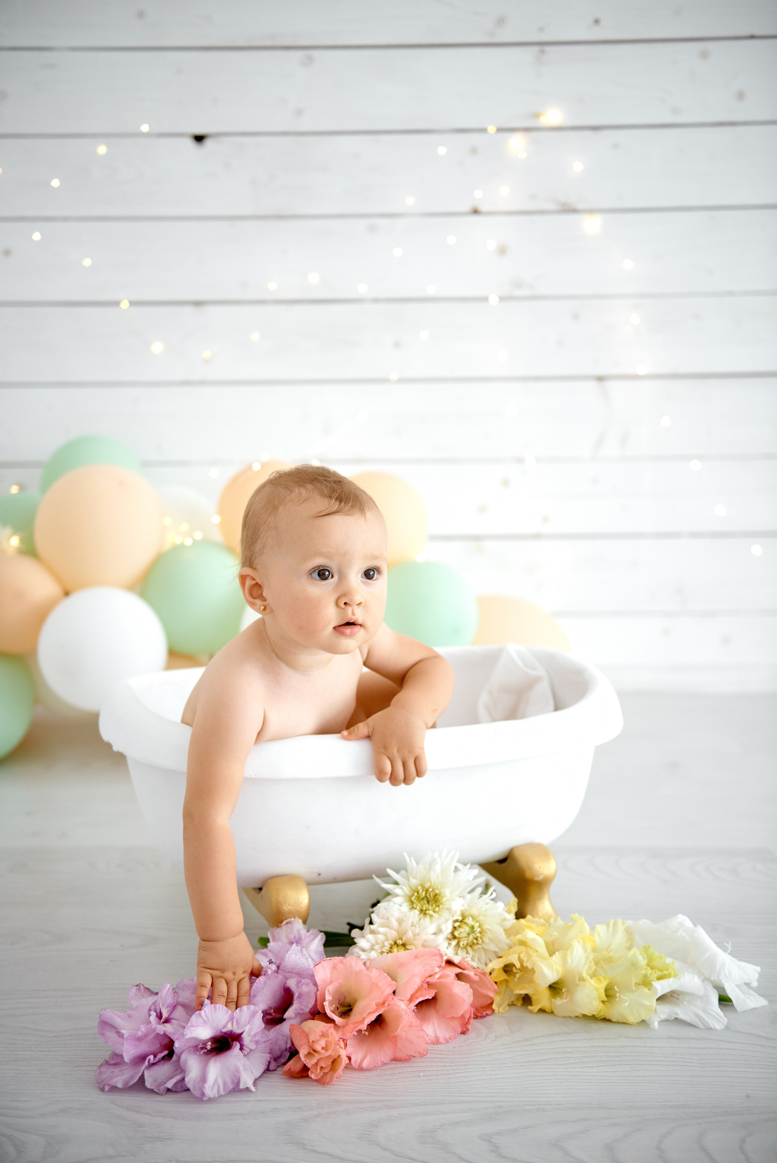 Емілі. Фотограф новонароджених діток та їх сімей в Тернополі