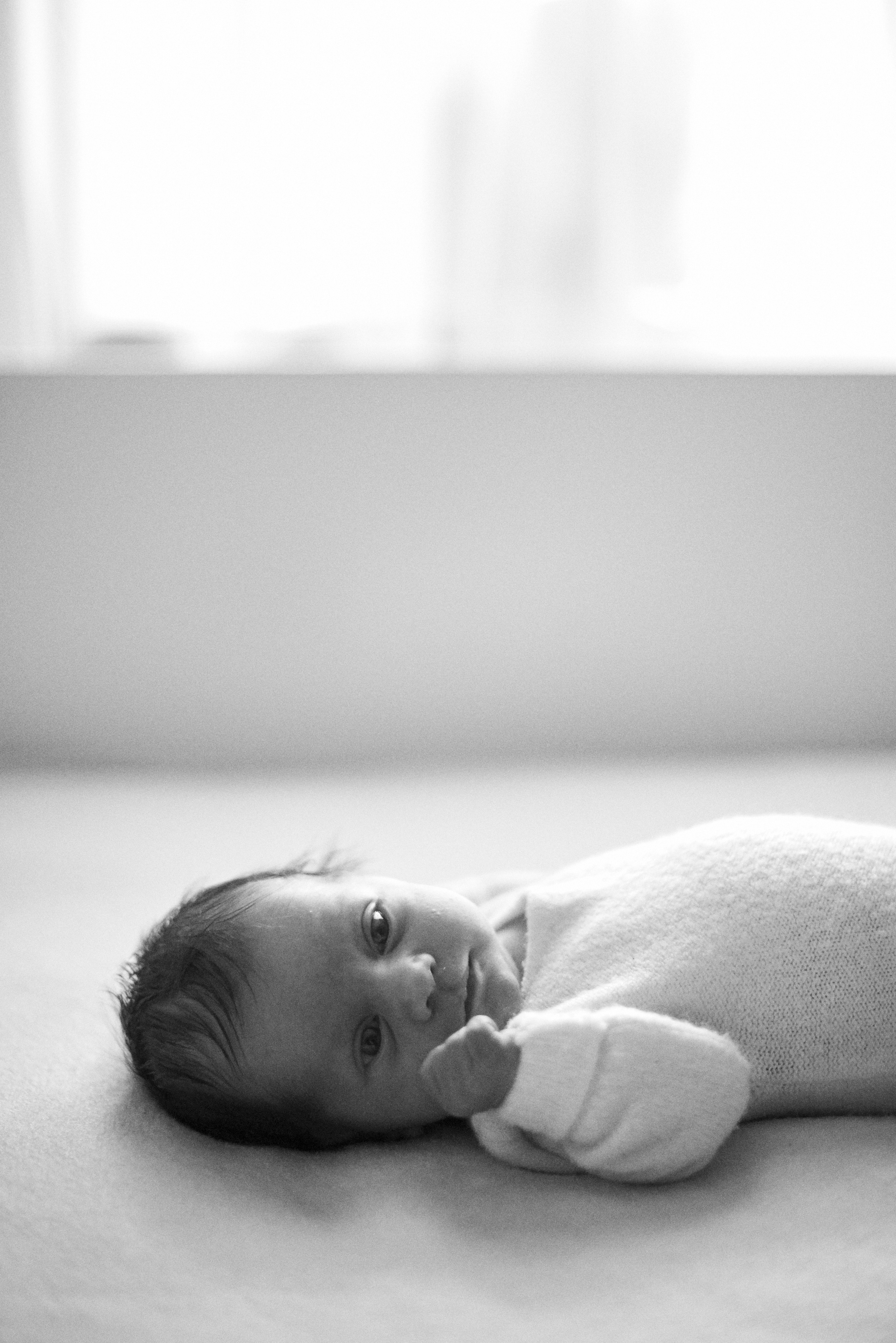 Таня Софія Віктор і Лєра. Фотограф новонароджених діток та їх сімей в Тернополі