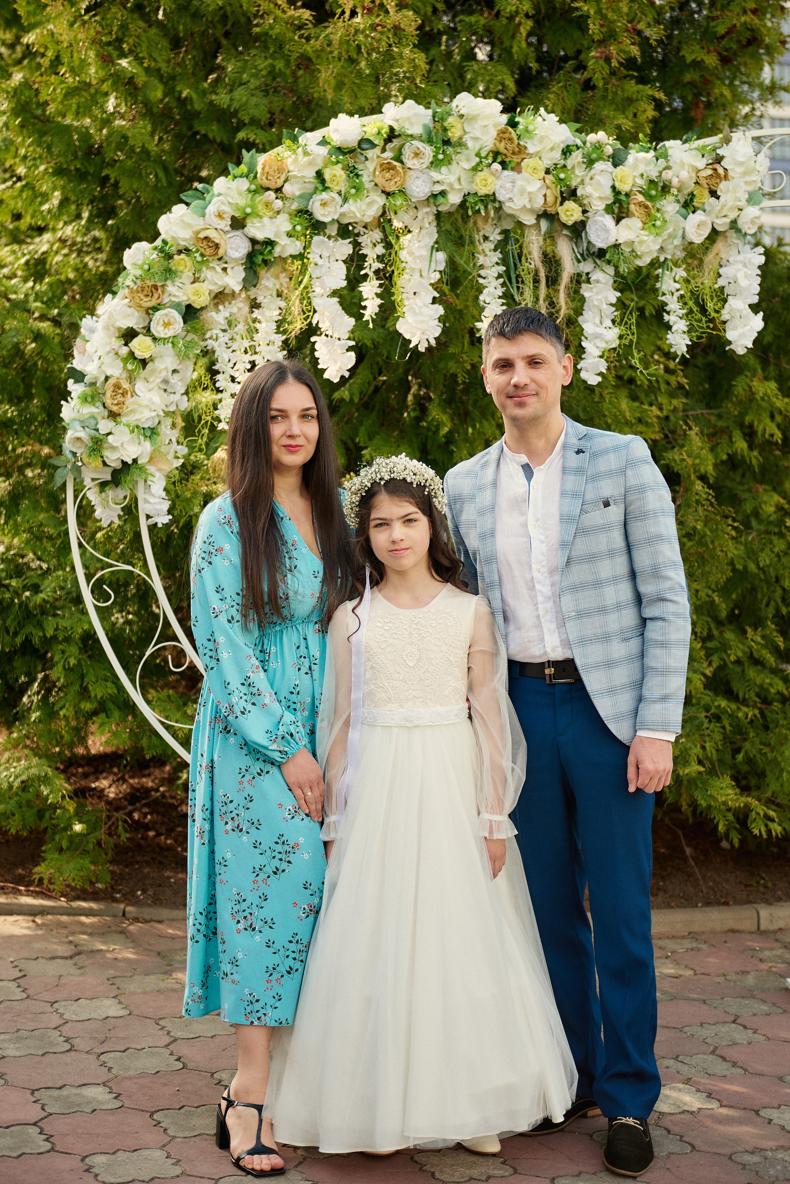 Церква св. Петра. Фотограф новонароджених діток та їх сімей в Тернополі