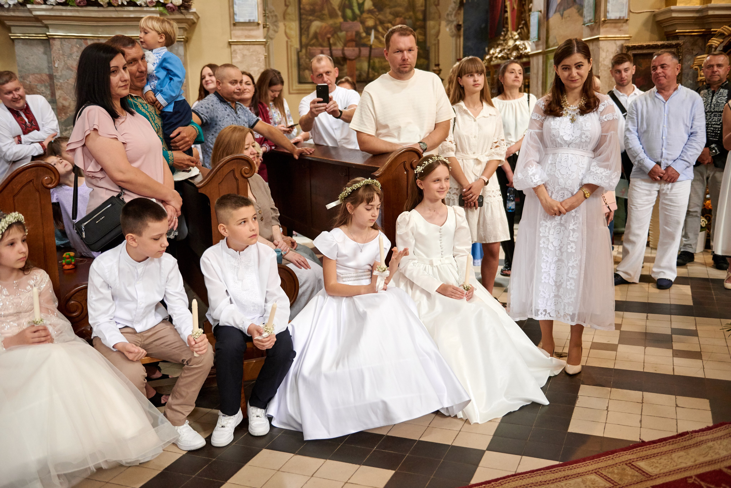 Архикатедральний Собор НЗПБ (Катедра). Фотограф новонароджених діток та їх сімей в Тернополі
