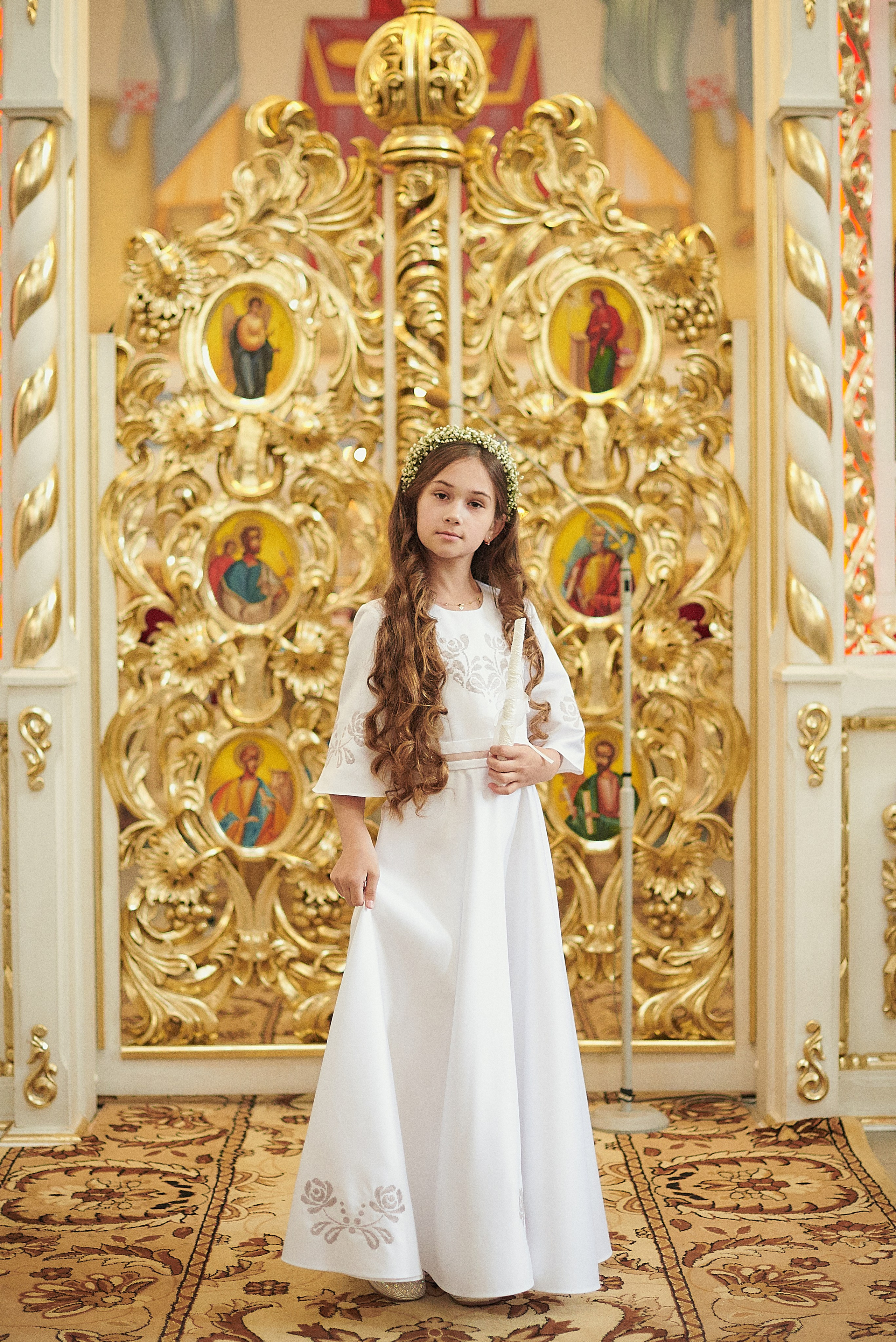 Церква Івана Богуслова. Фотограф новонароджених діток та їх сімей в Тернополі