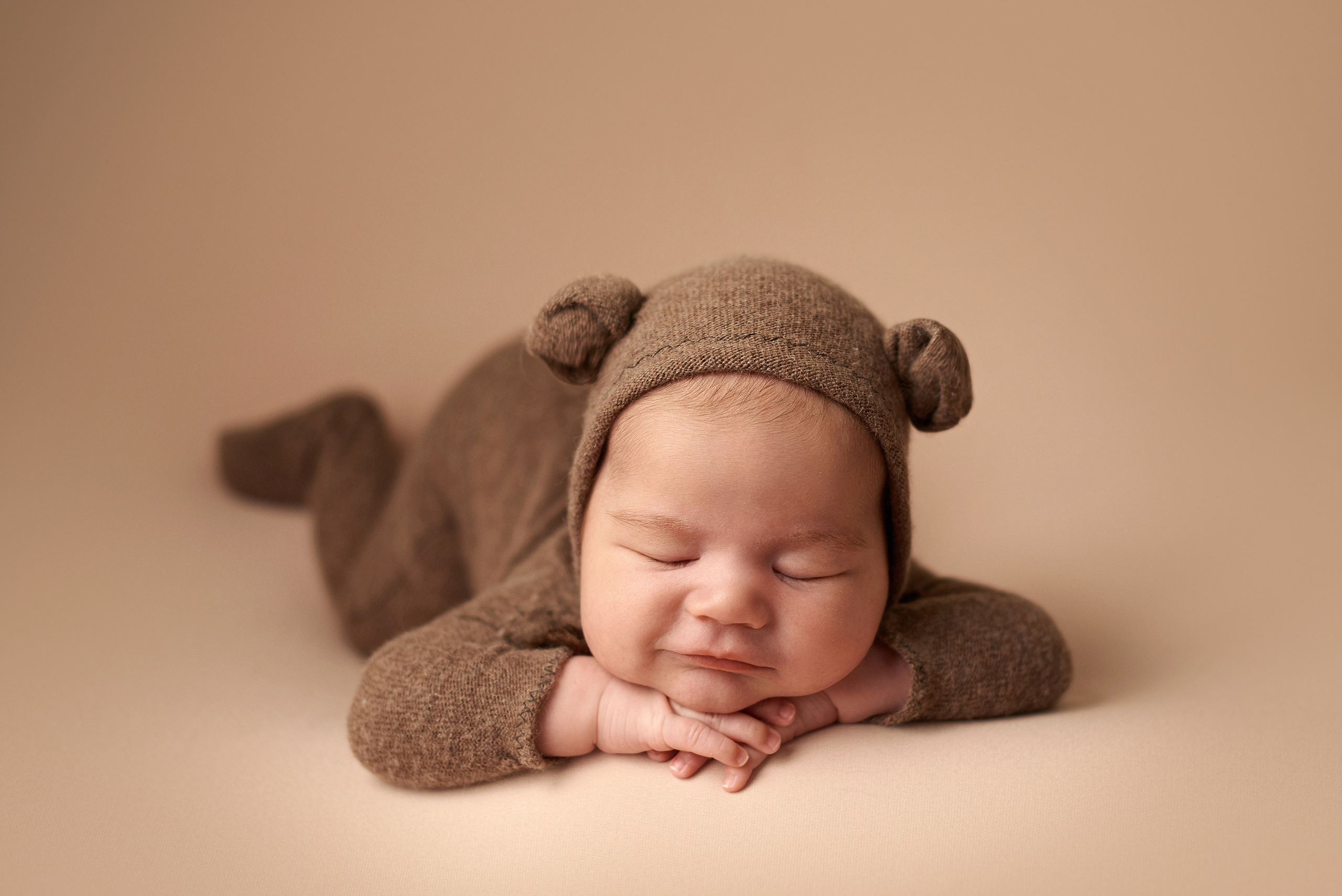 Newborn. Фотограф новонароджених діток та їх сімей в Тернополі