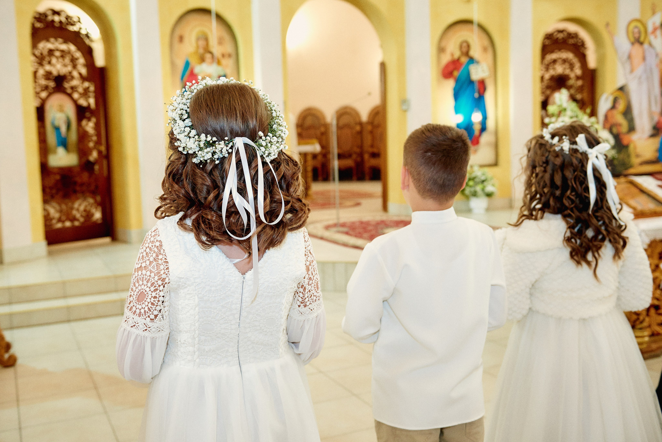Церква св. Петра. Фотограф новонароджених діток та їх сімей в Тернополі