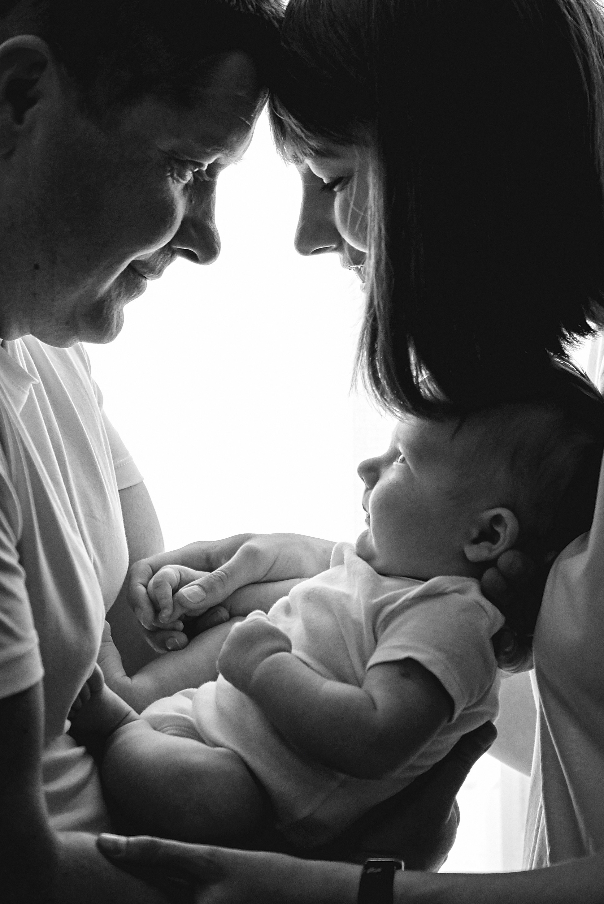 Таня Віталій Давид і Ніка. Фотограф новонароджених діток та їх сімей в Тернополі