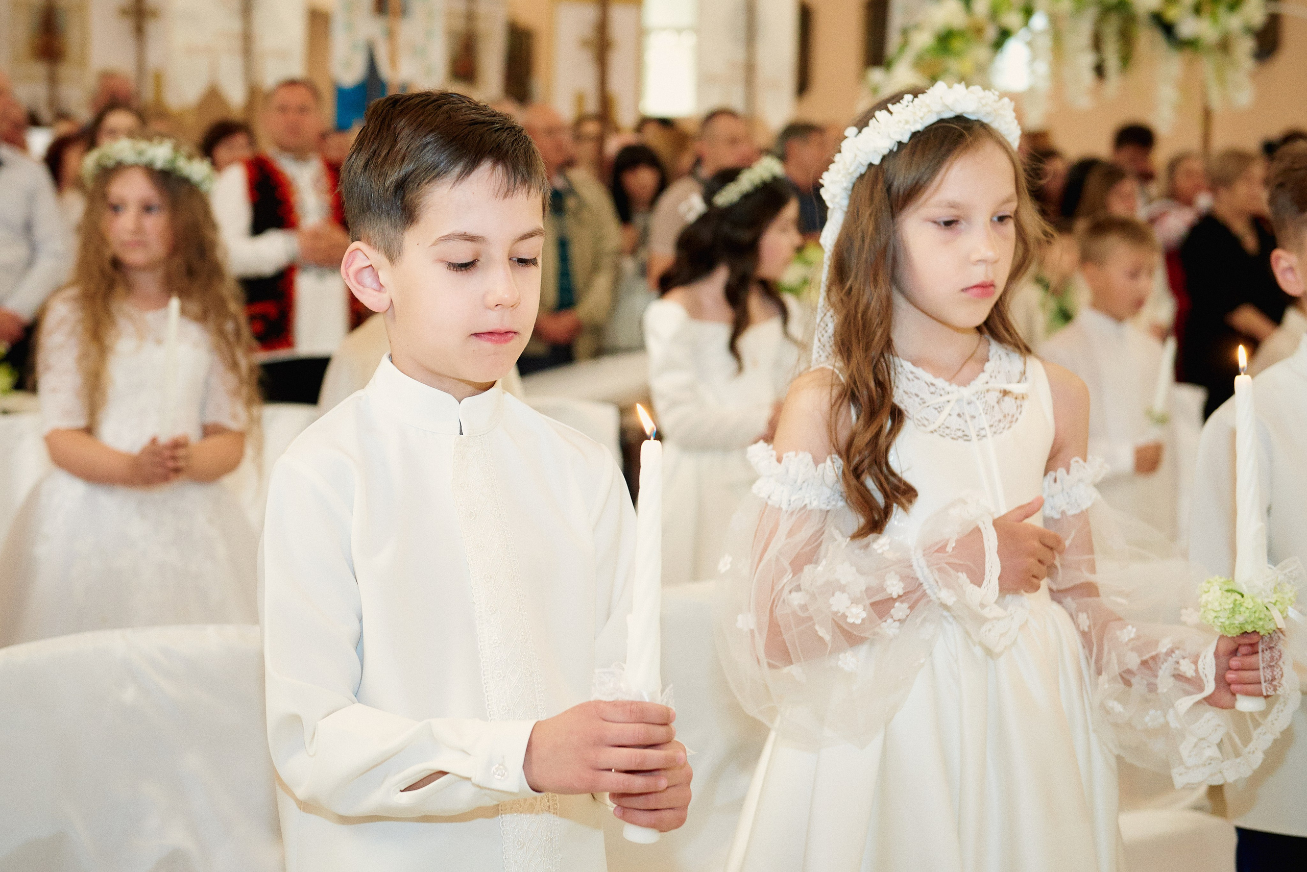 Церква св. Петра. Фотограф новонароджених діток та їх сімей в Тернополі