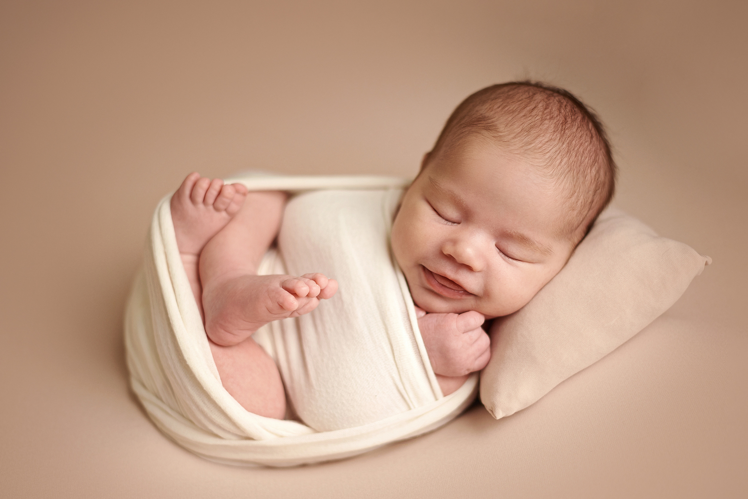 Newborn. Фотограф новонароджених діток та їх сімей в Тернополі