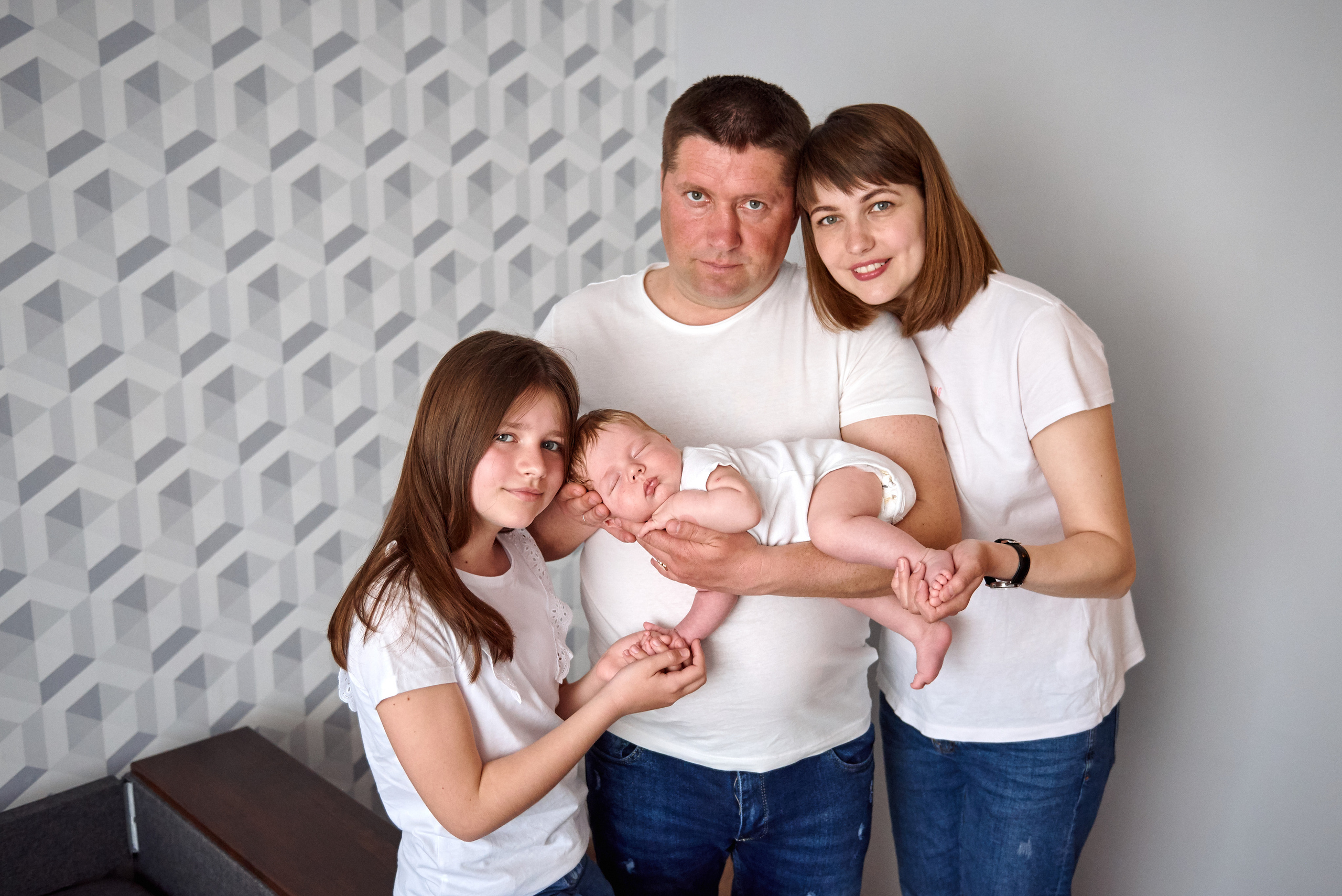 Таня Віталій Давид і Ніка. Фотограф новонароджених діток та їх сімей в Тернополі