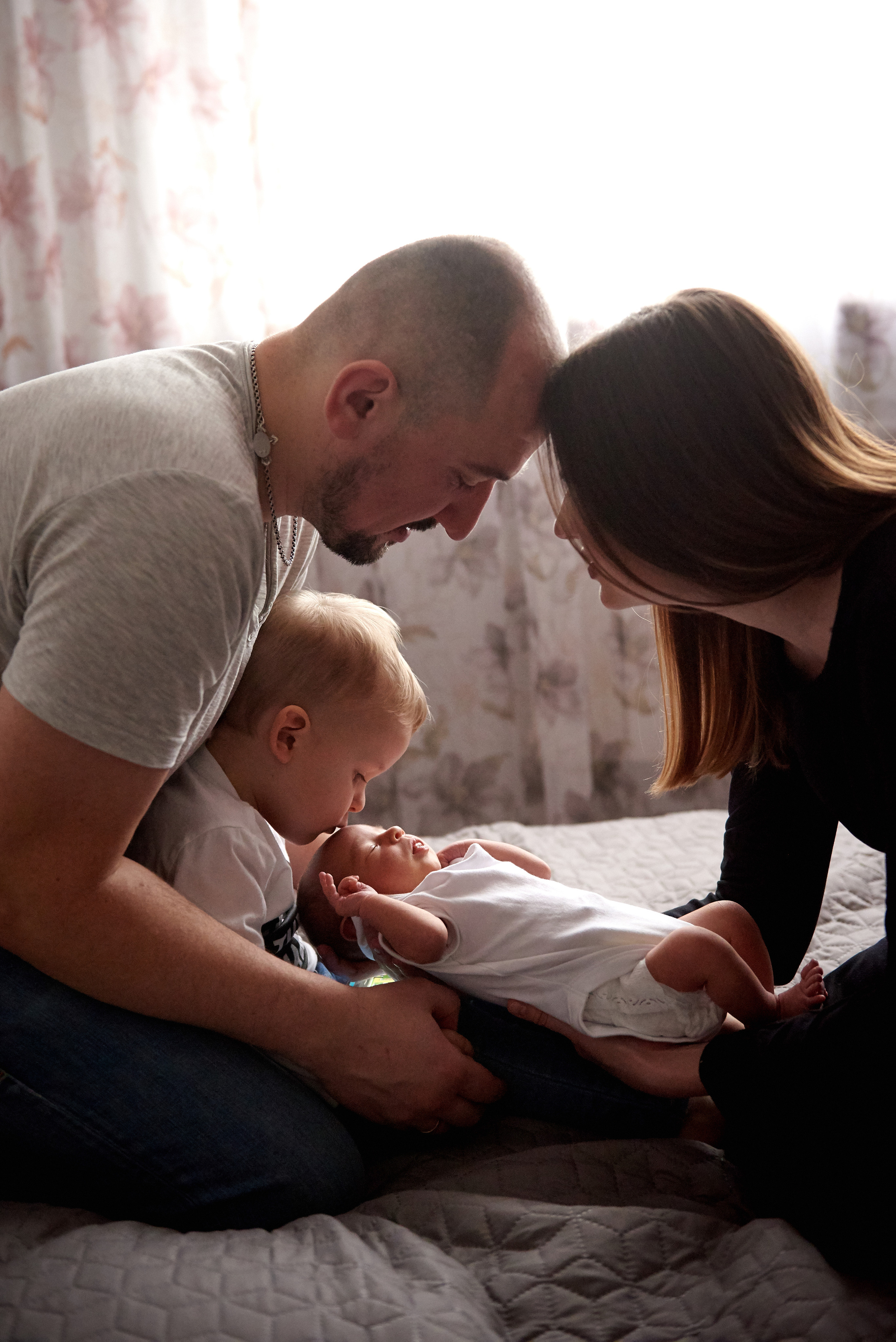 Lifestyle + малюк. Фотограф новонароджених діток та їх сімей в Тернополі