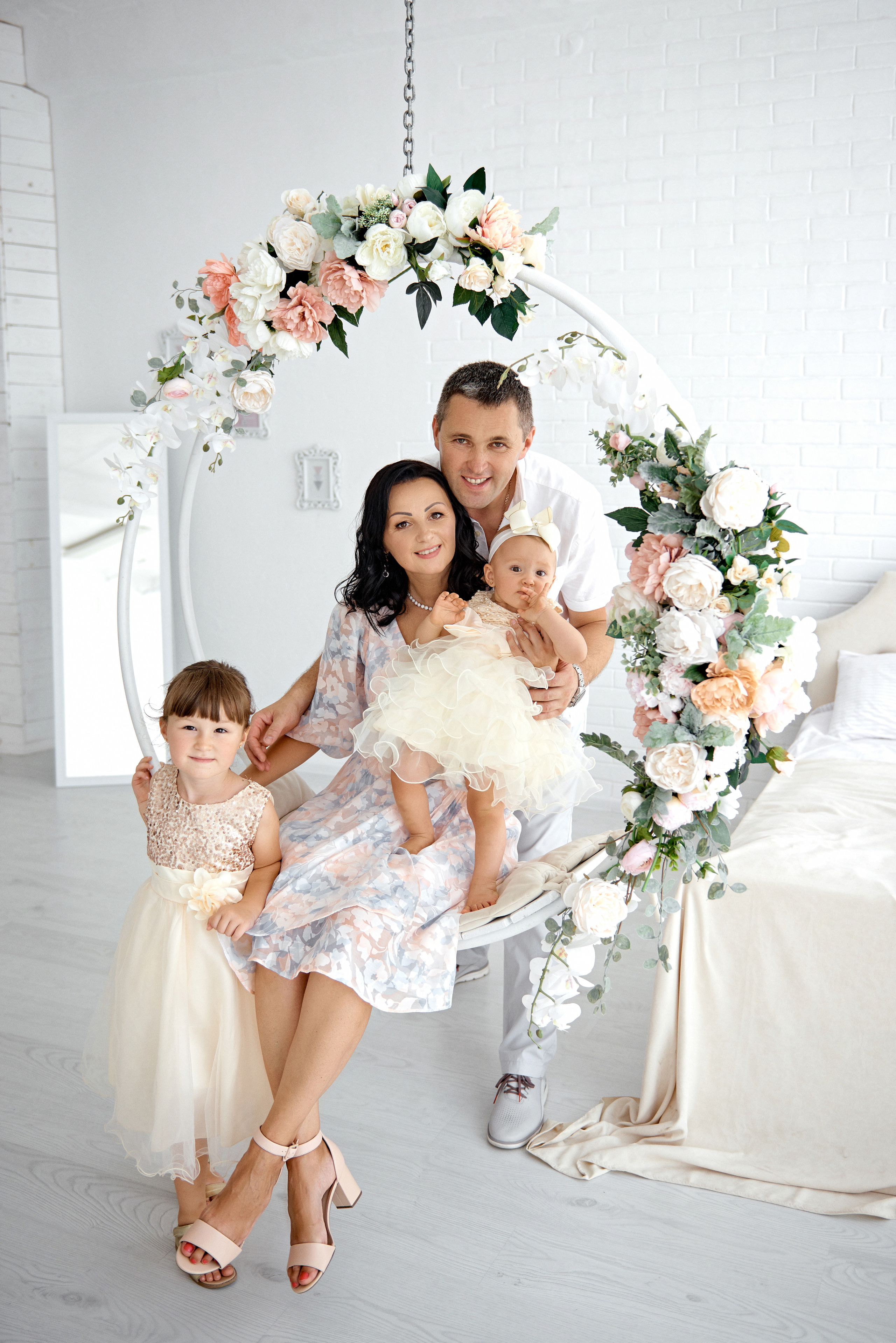 Емілі. Фотограф новонароджених діток та їх сімей в Тернополі