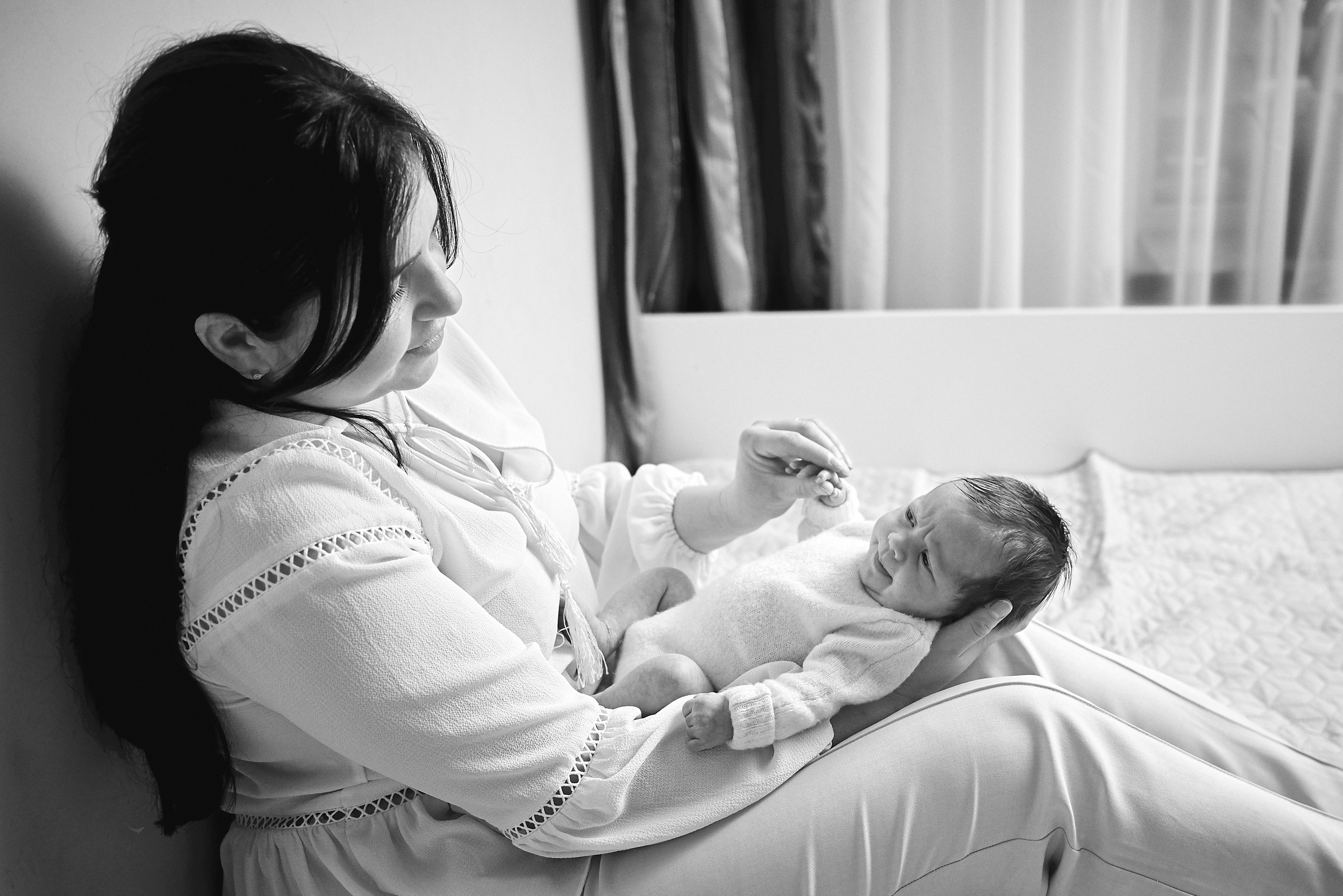 Таня Софія Віктор і Лєра. Фотограф новонароджених діток та їх сімей в Тернополі