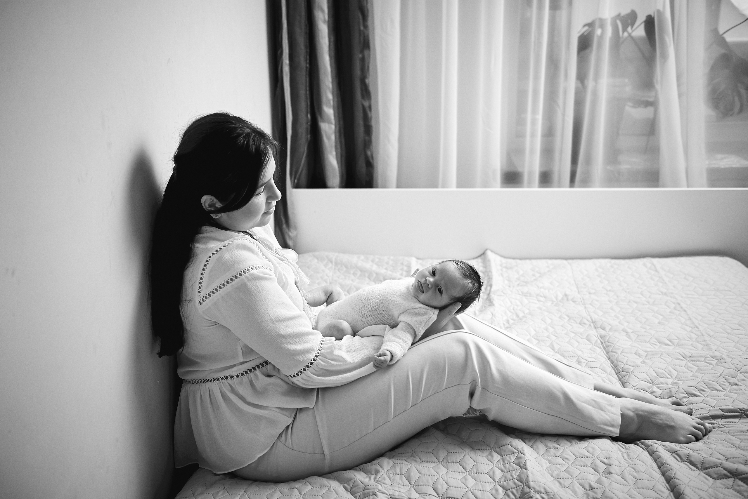 Таня Софія Віктор і Лєра. Фотограф новонароджених діток та їх сімей в Тернополі