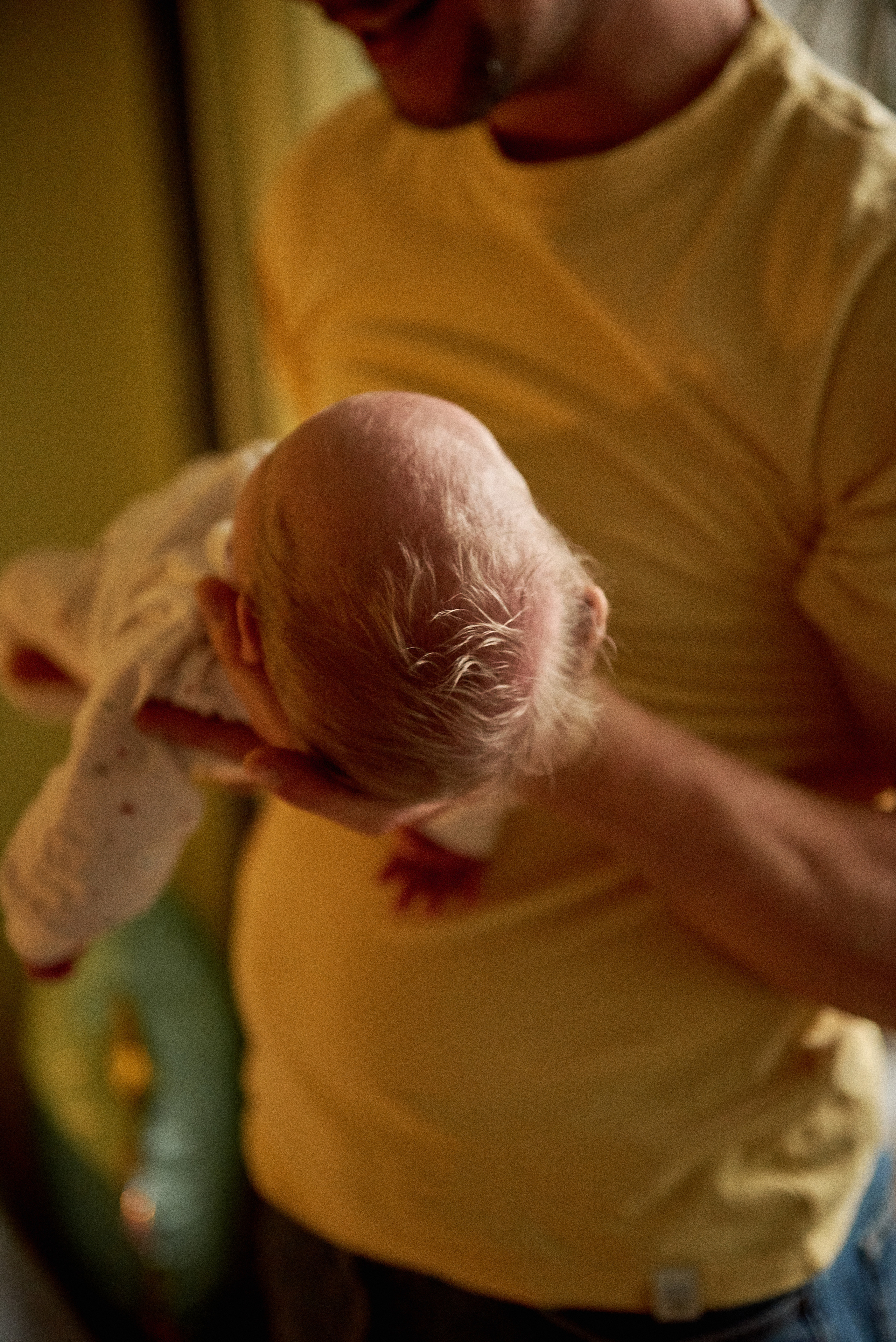 Аня Володя і Назар. Фотограф новонароджених діток та їх сімей в Тернополі