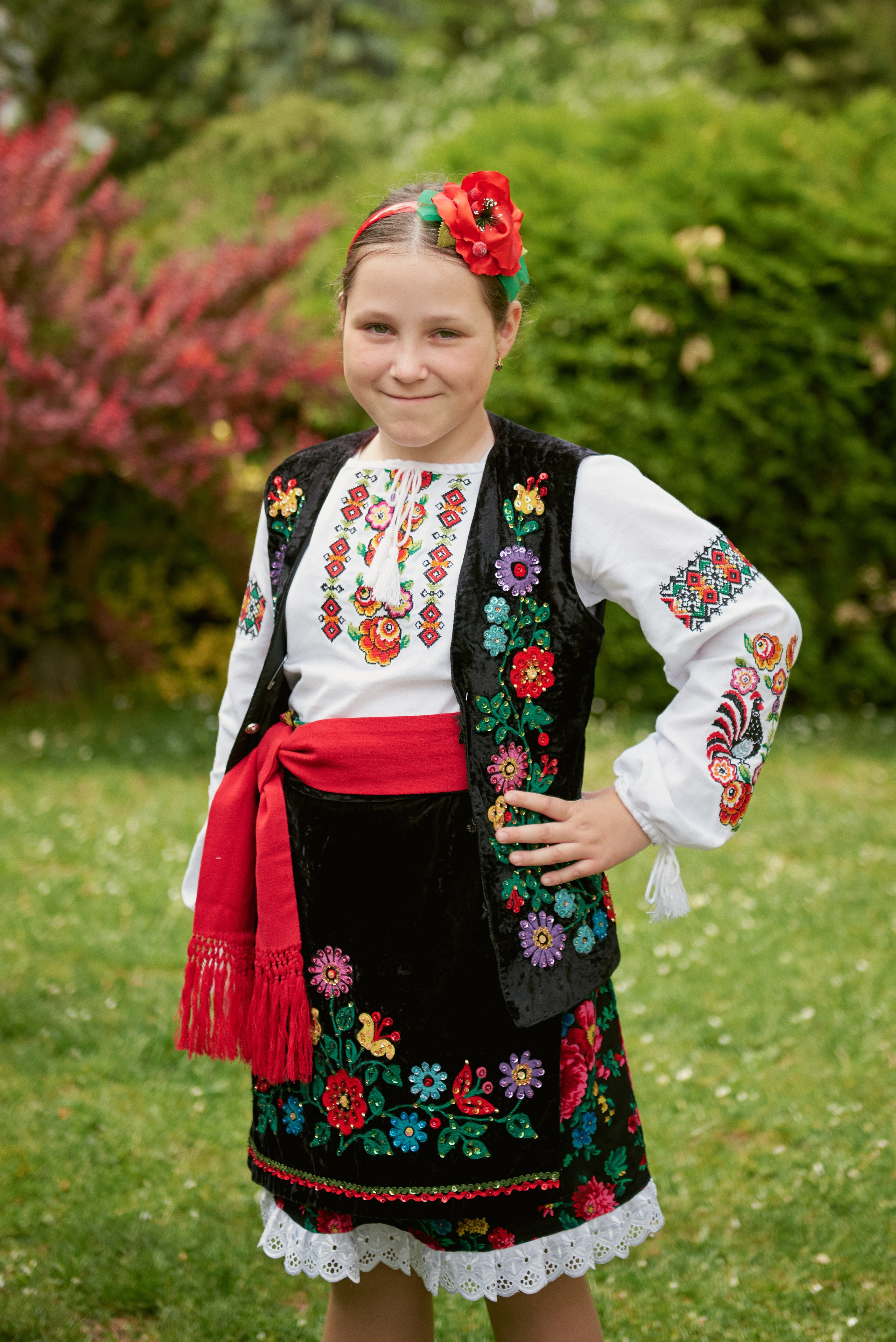 Храм Матері Божої Неустанної Помочі (біля літака). Фотограф новонароджених діток та їх сімей в Тернополі