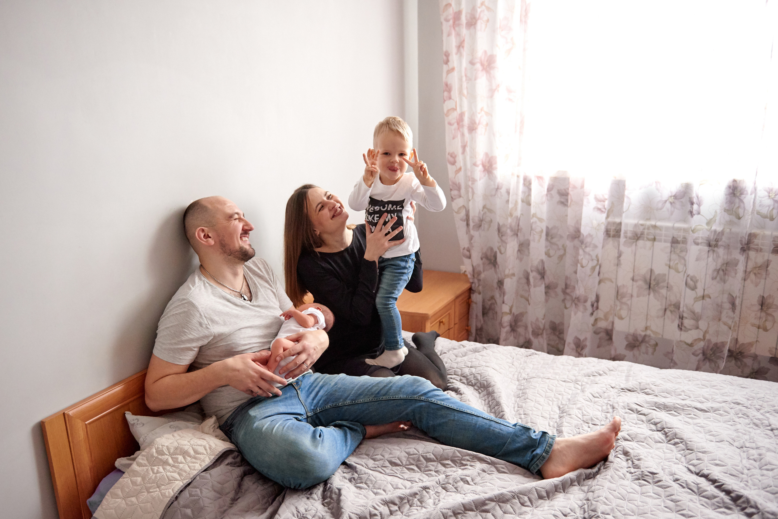 Lifestyle + малюк. Фотограф новонароджених діток та їх сімей в Тернополі