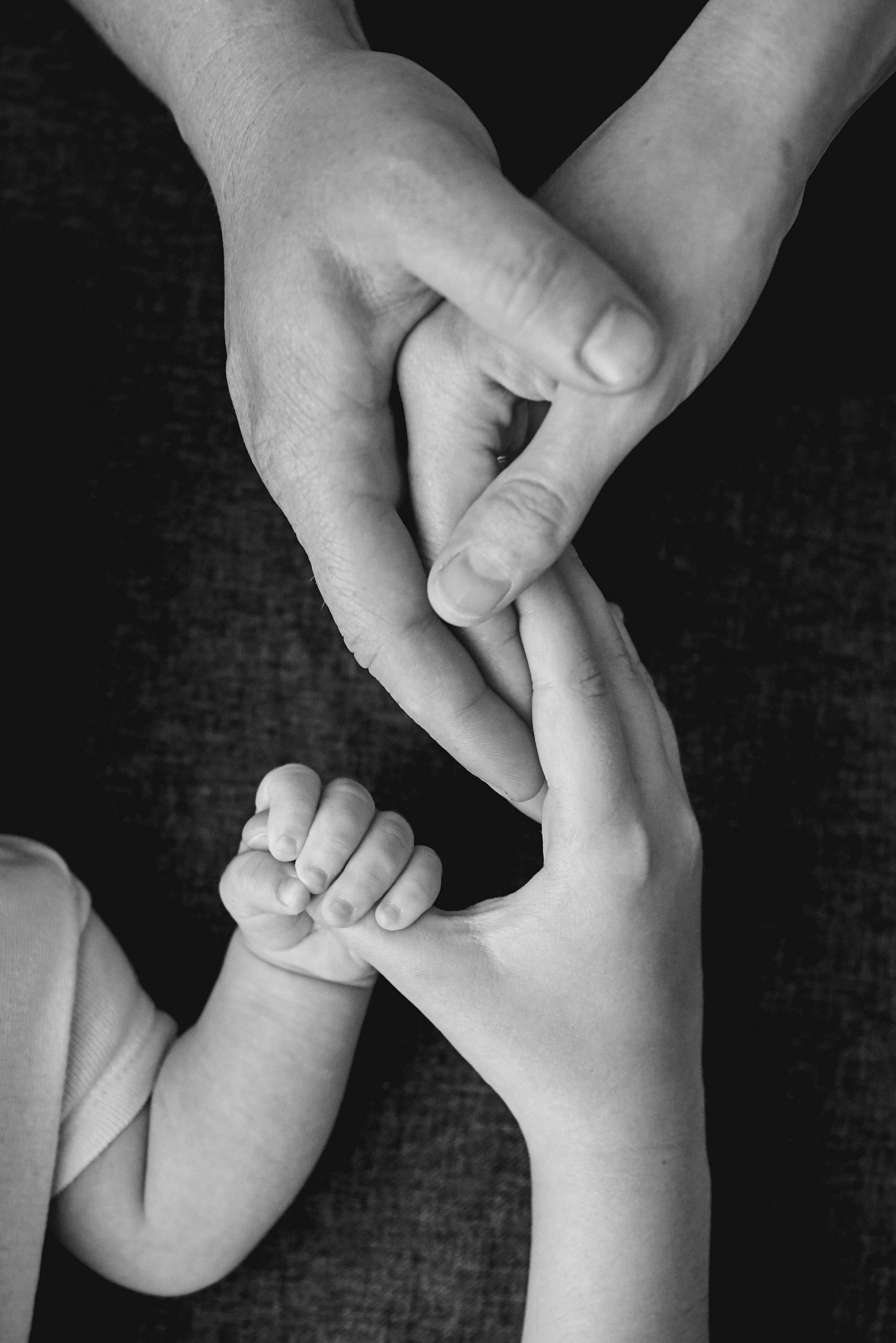 Таня Віталій Давид і Ніка. Фотограф новонароджених діток та їх сімей в Тернополі