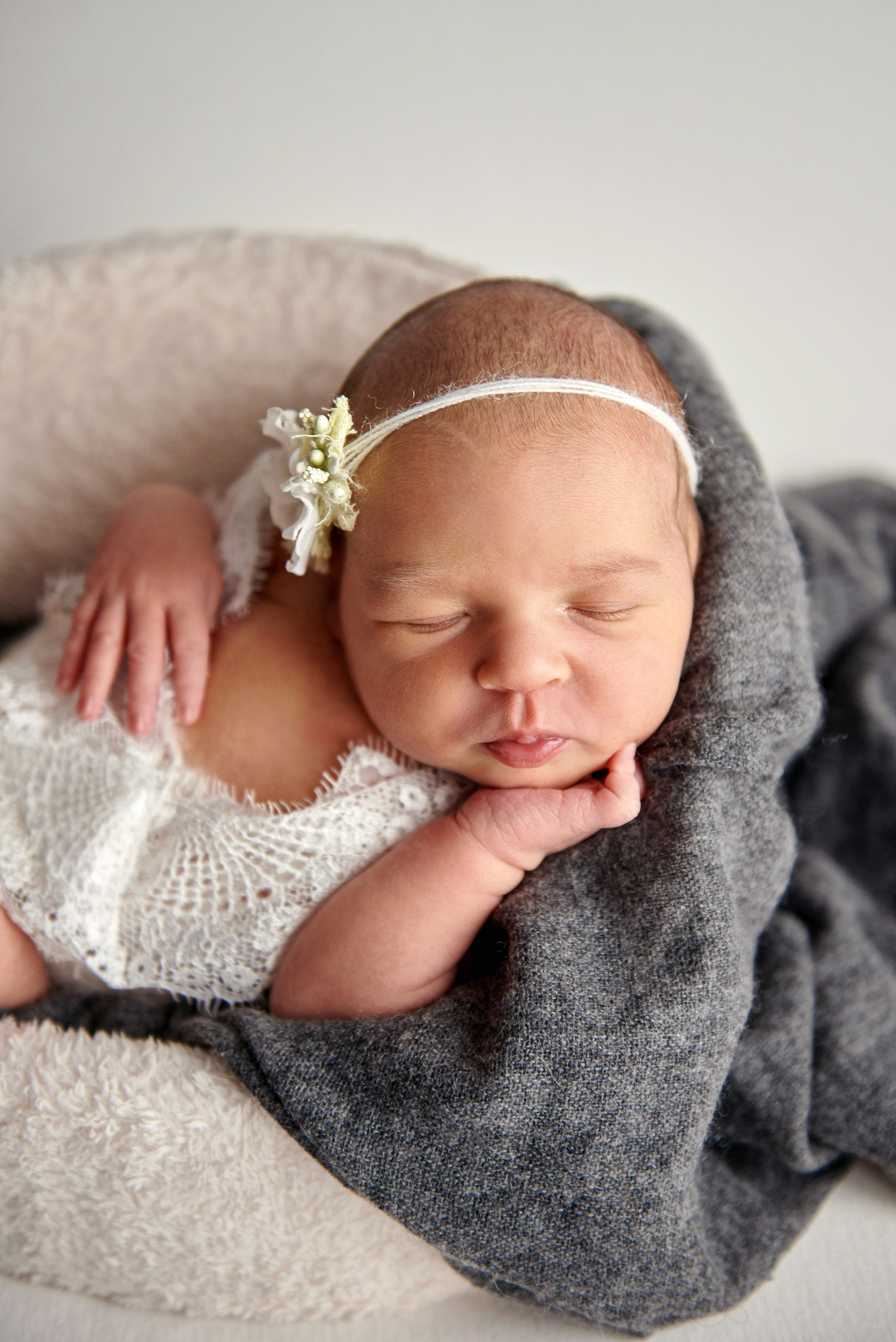 Lifestyle + малюк. Фотограф новонароджених діток та їх сімей в Тернополі