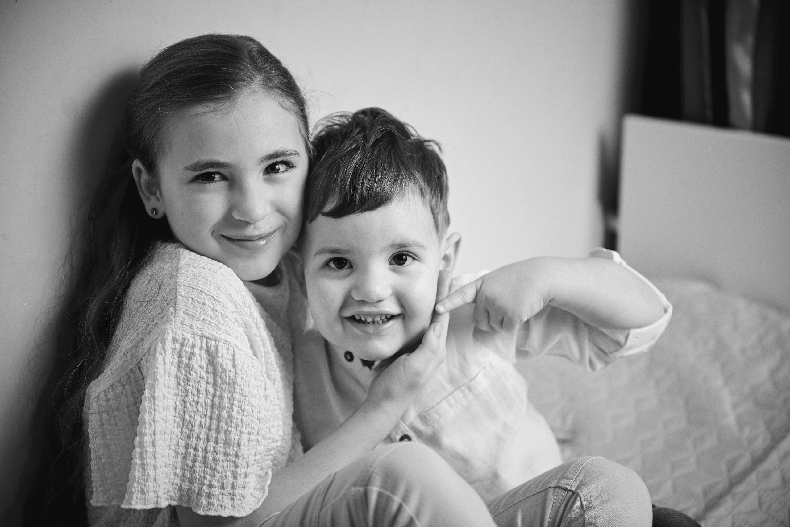 Таня Софія Віктор і Лєра. Фотограф новонароджених діток та їх сімей в Тернополі