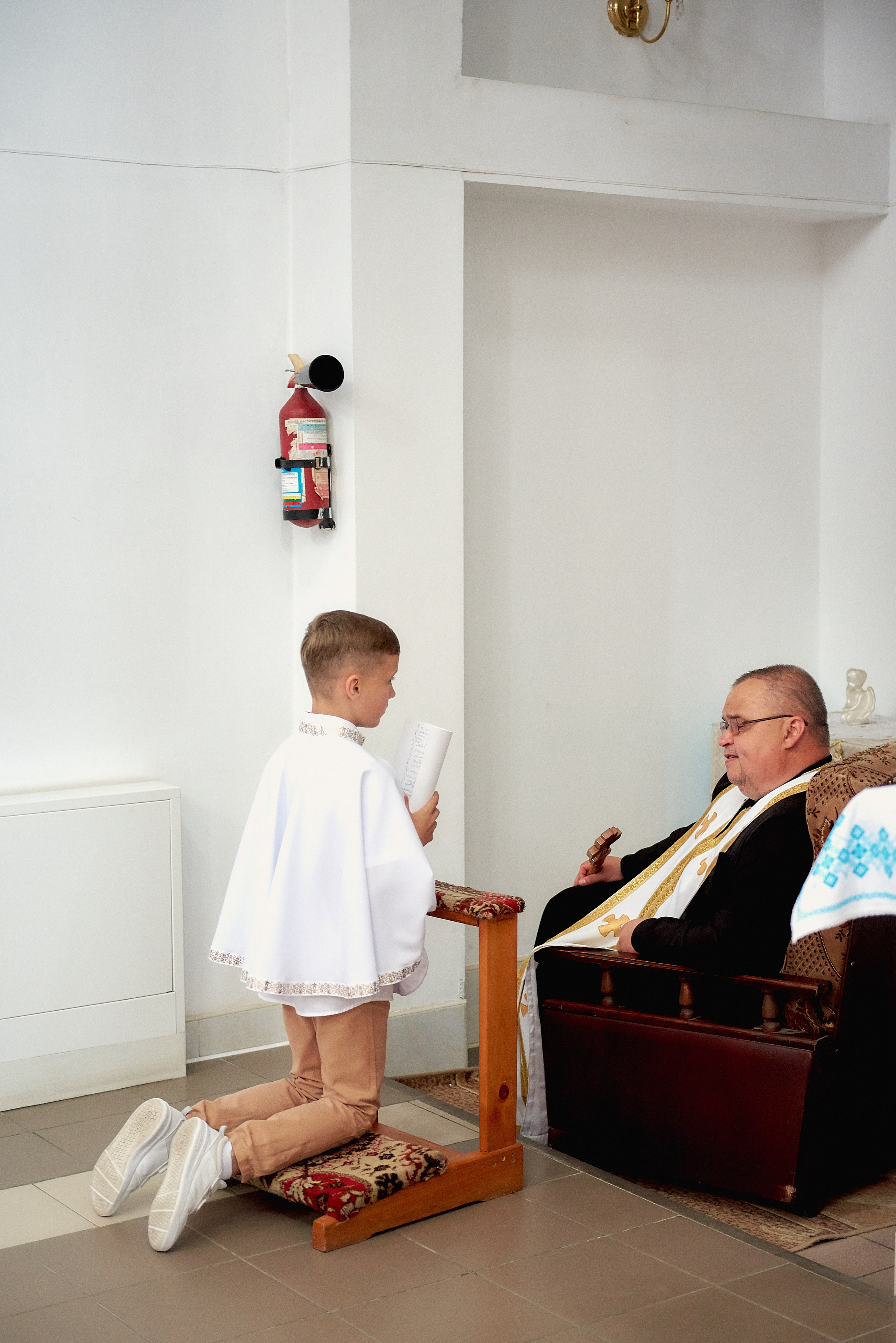 Причастя. Фотограф новонароджених діток та їх сімей в Тернополі