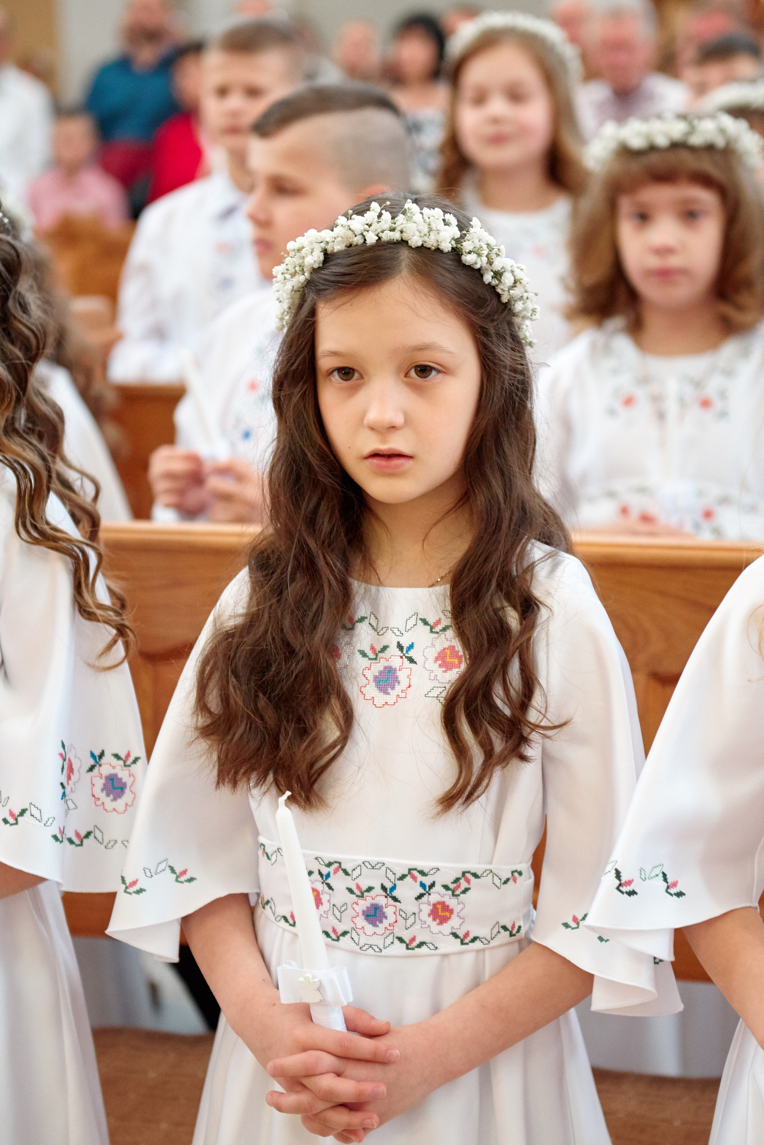 Храм Матері Божої Неустанної Помочі (біля літака). Фотограф новонароджених діток та їх сімей в Тернополі