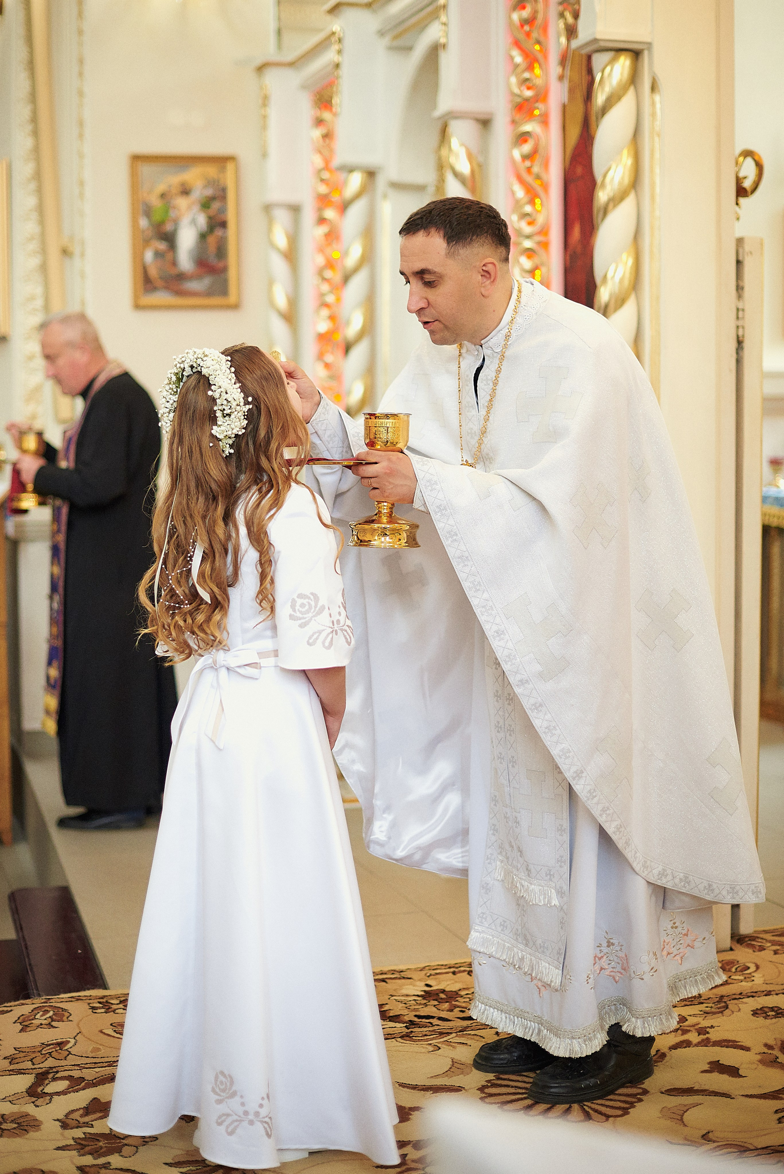 Церква Івана Богуслова. Фотограф новонароджених діток та їх сімей в Тернополі