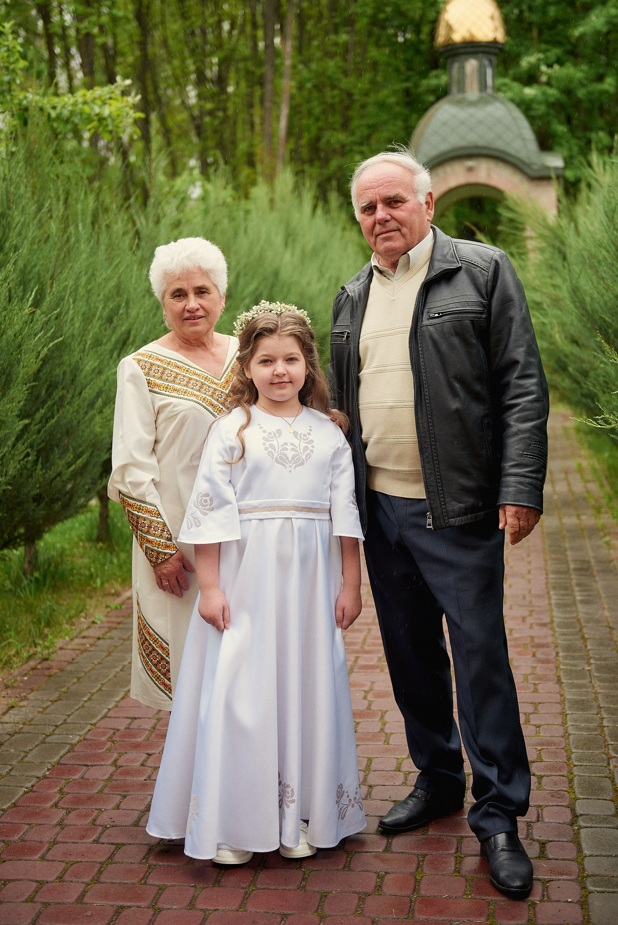 Церква Івана Богуслова. Фотограф новонароджених діток та їх сімей в Тернополі
