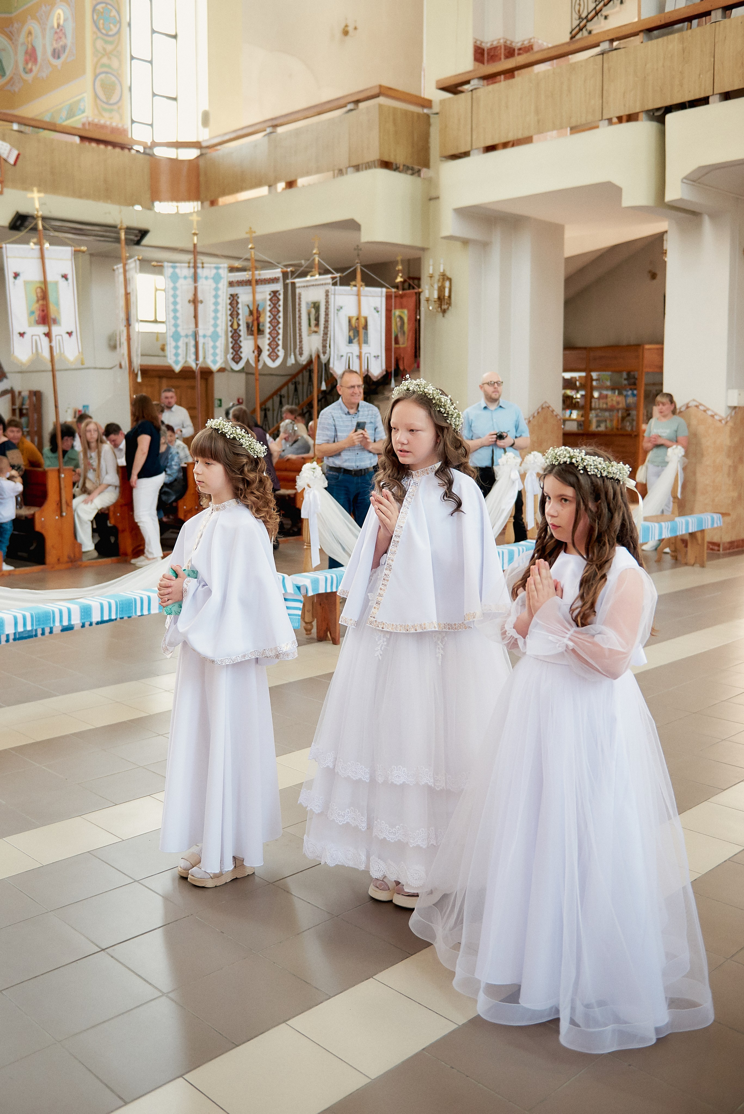 Причастя. Фотограф новонароджених діток та їх сімей в Тернополі