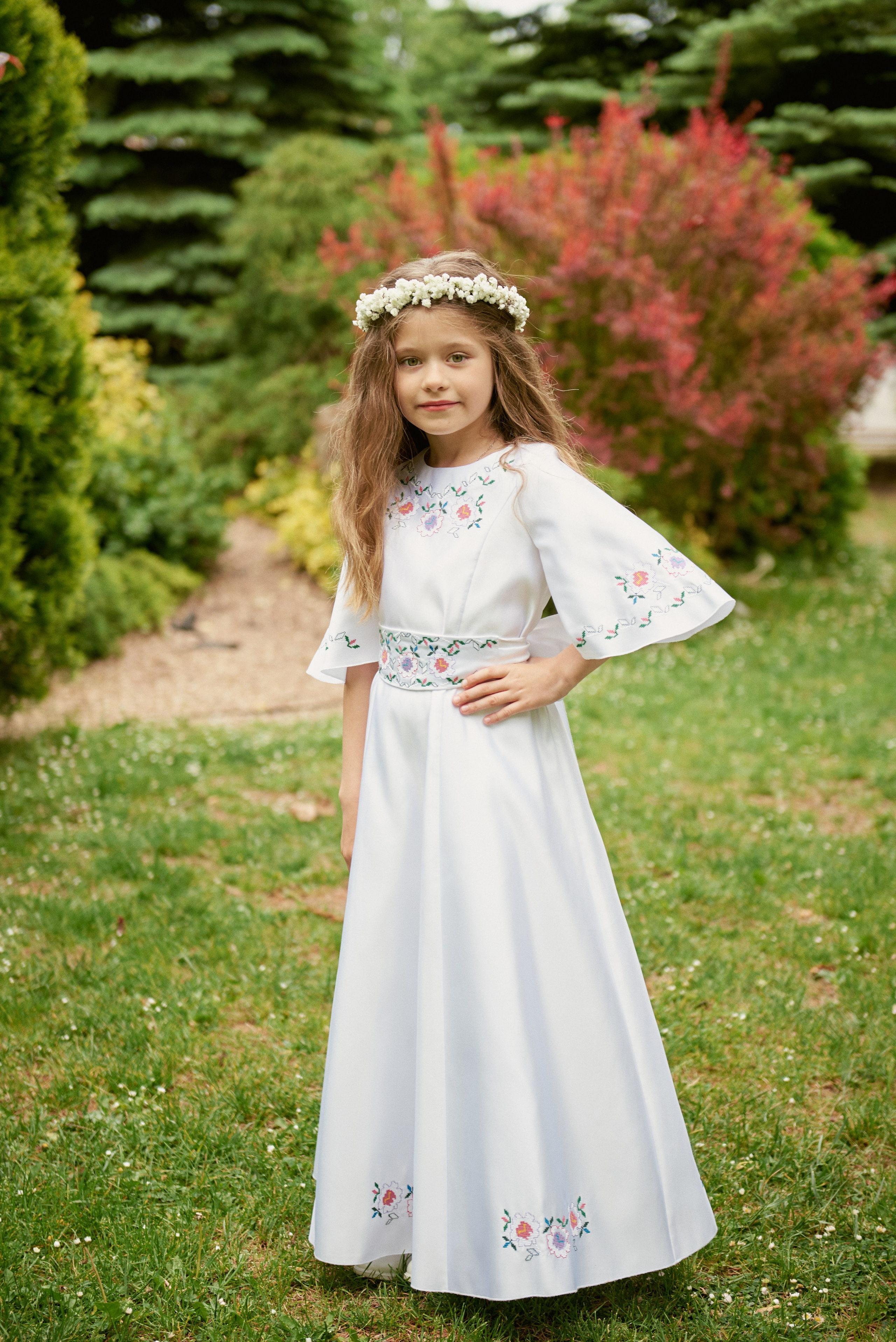 Храм Матері Божої Неустанної Помочі (біля літака). Фотограф новонароджених діток та їх сімей в Тернополі