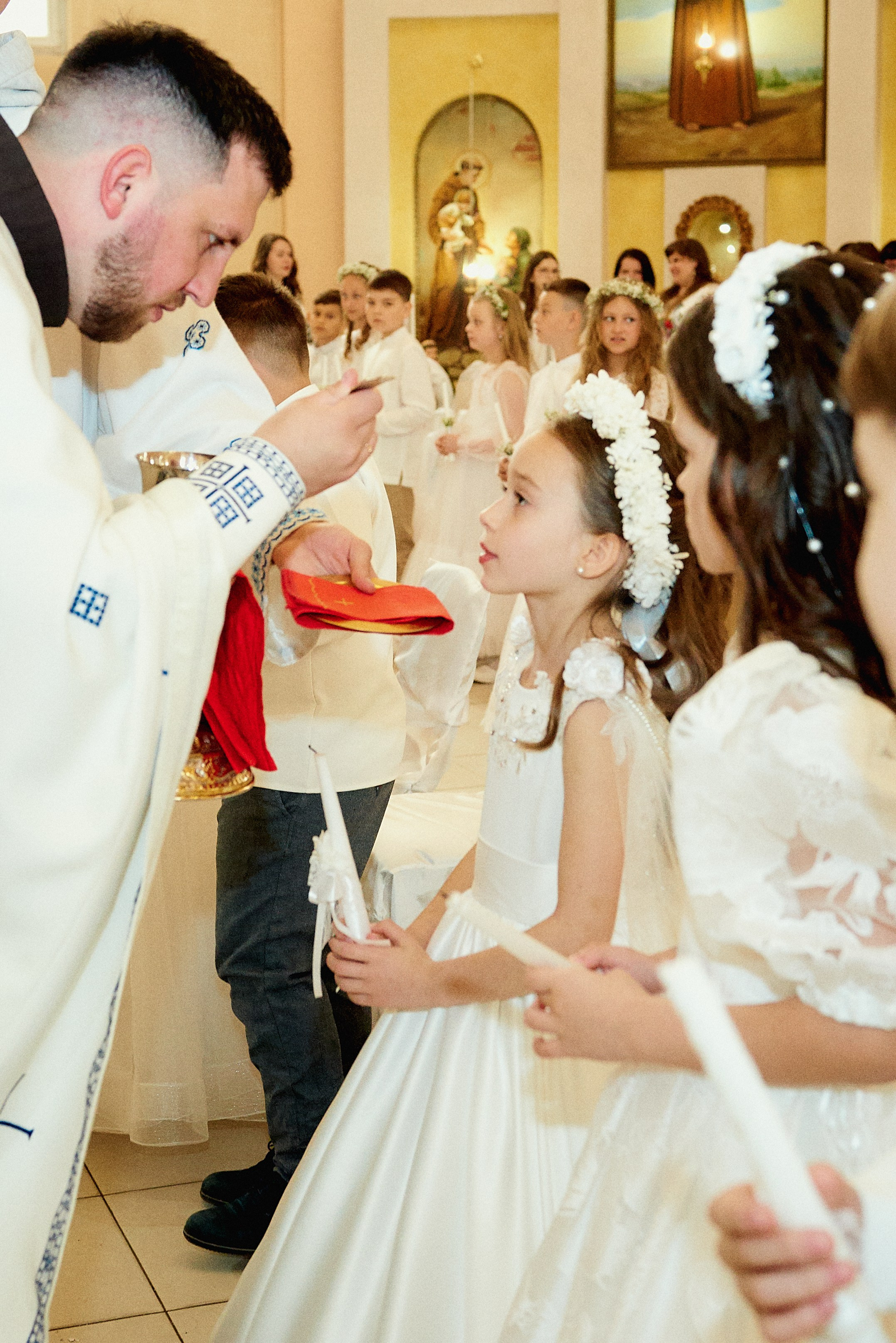 Церква св. Петра. Фотограф новонароджених діток та їх сімей в Тернополі