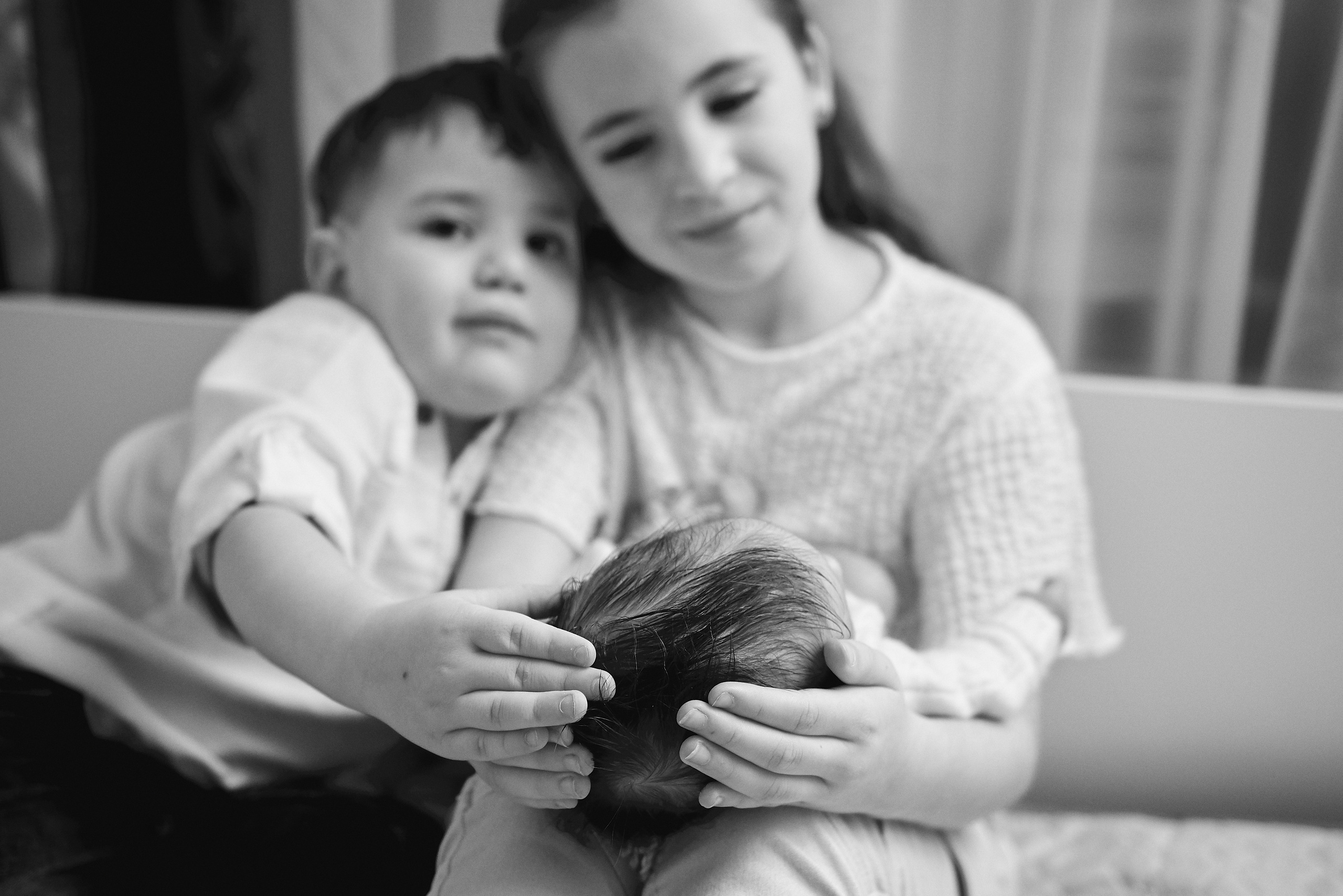 Таня Софія Віктор і Лєра. Фотограф новонароджених діток та їх сімей в Тернополі