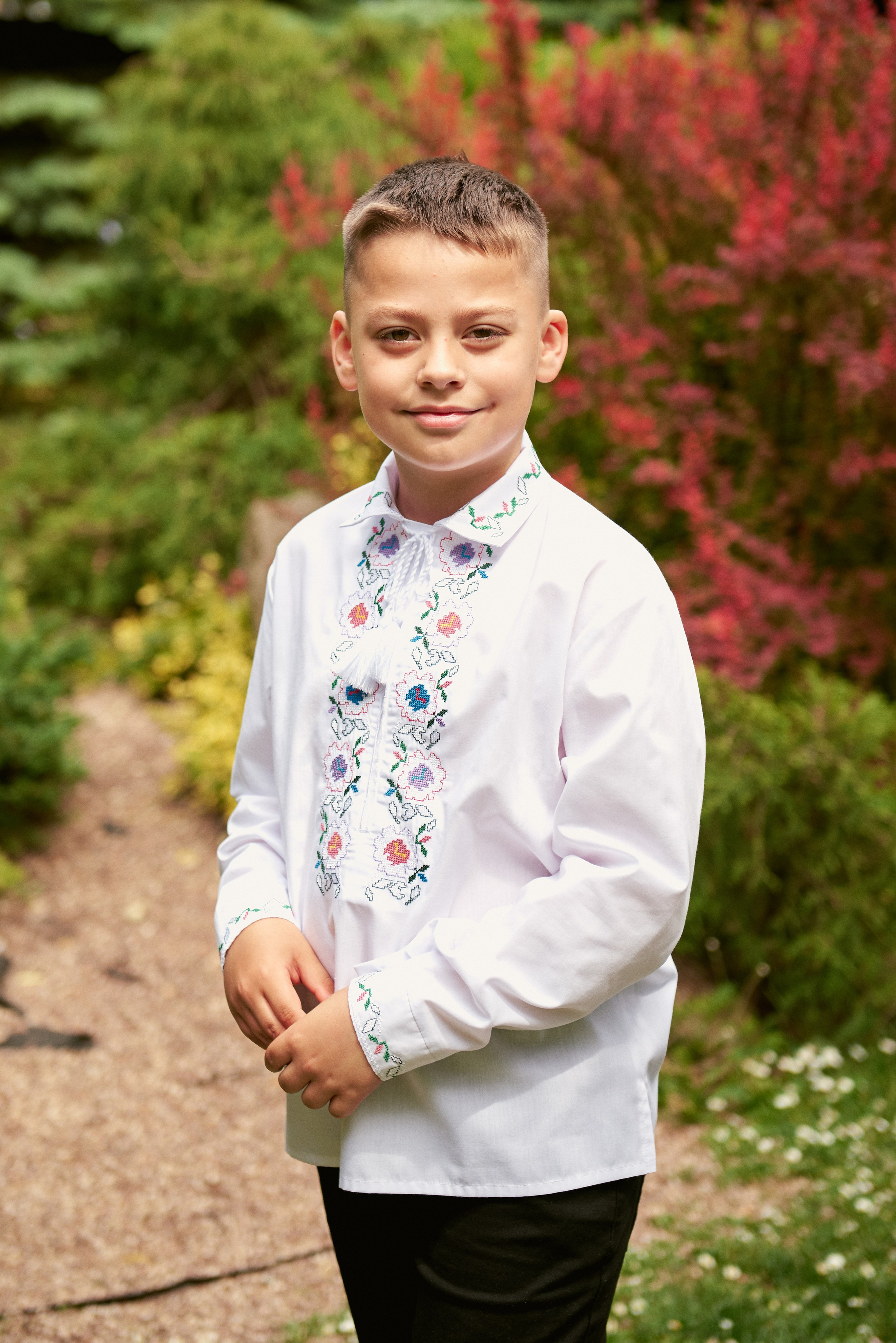 Храм Матері Божої Неустанної Помочі (біля літака). Фотограф новонароджених діток та їх сімей в Тернополі