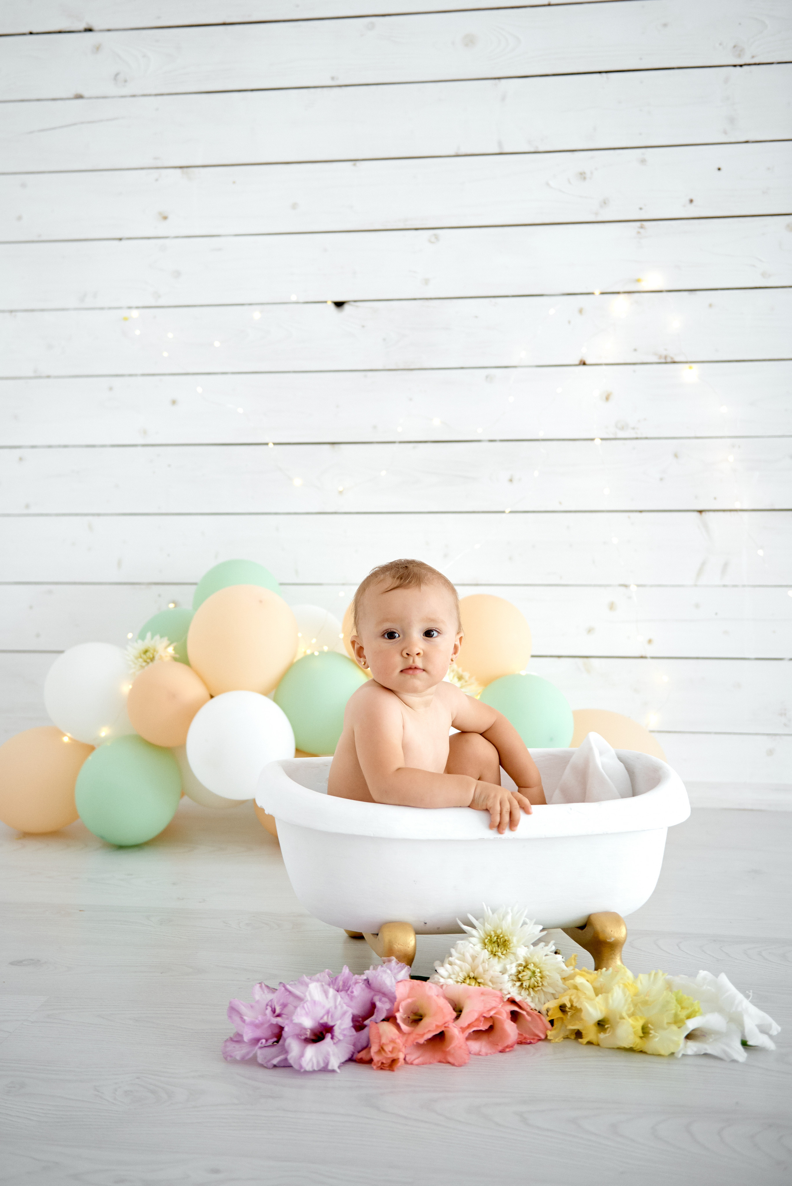 Емілі. Фотограф новонароджених діток та їх сімей в Тернополі