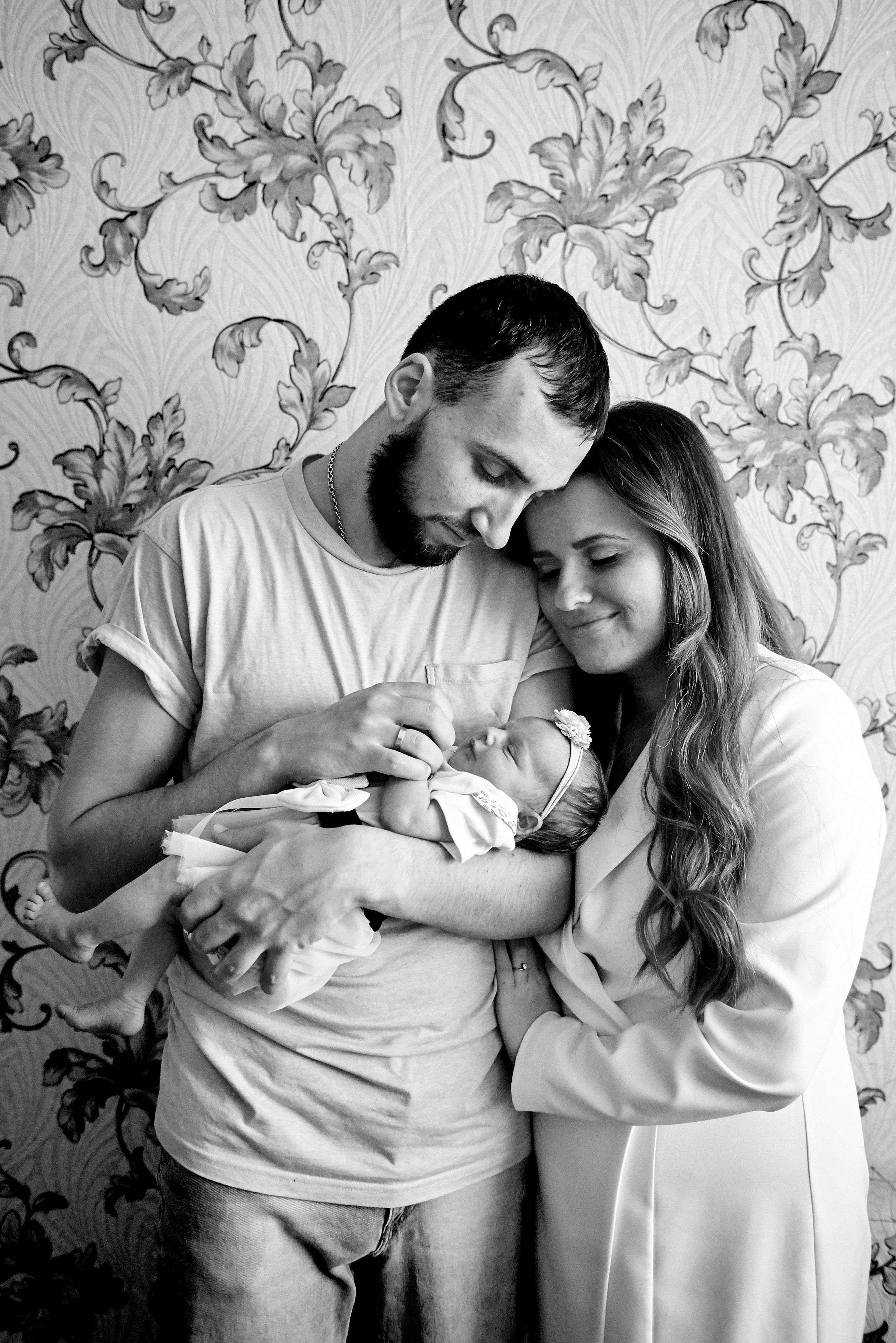 Олена та Влад Емма Єва та Еліна 9 днів життя. Фотограф новонароджених діток та їх сімей в Тернополі