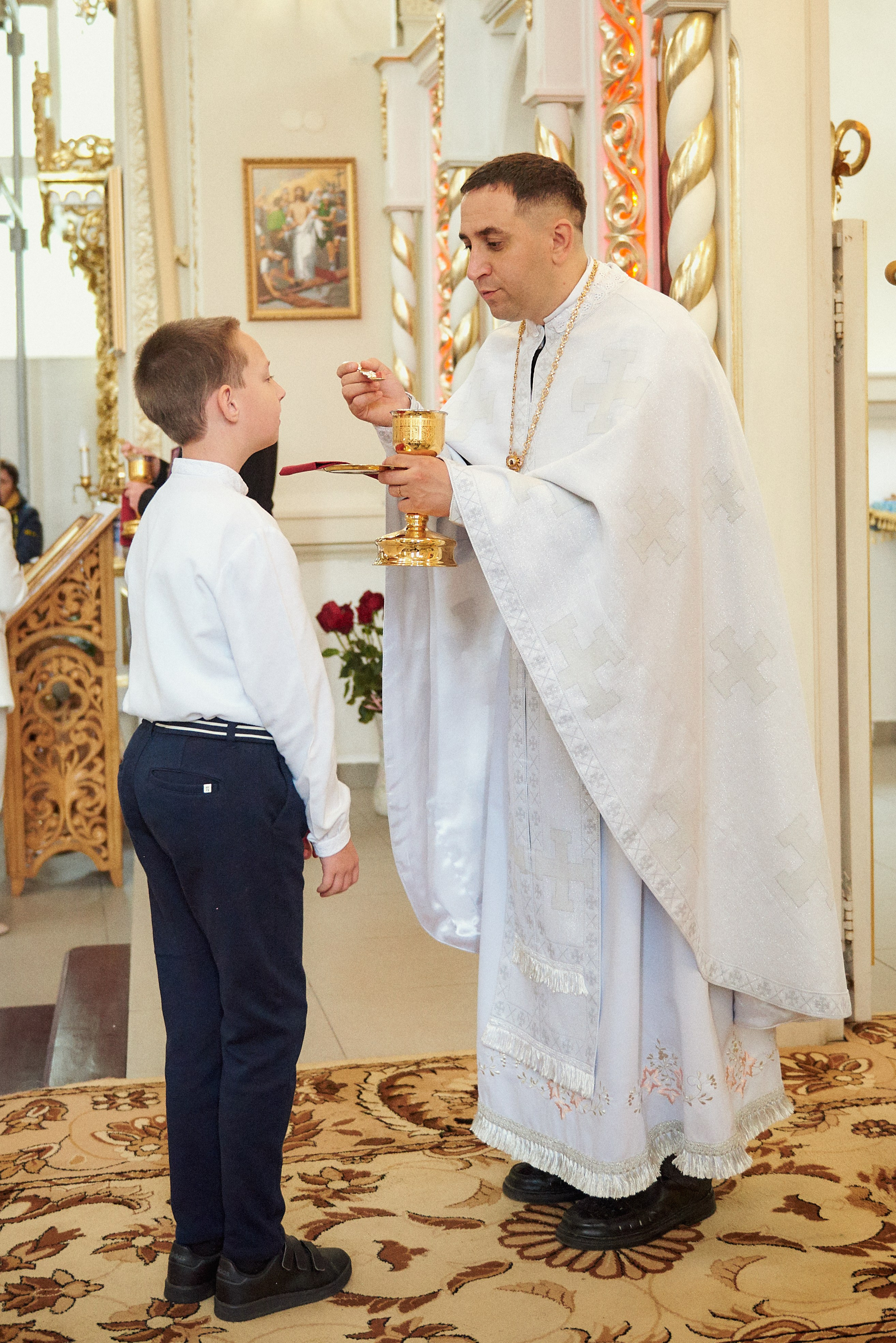 Церква Івана Богуслова. Фотограф новонароджених діток та їх сімей в Тернополі