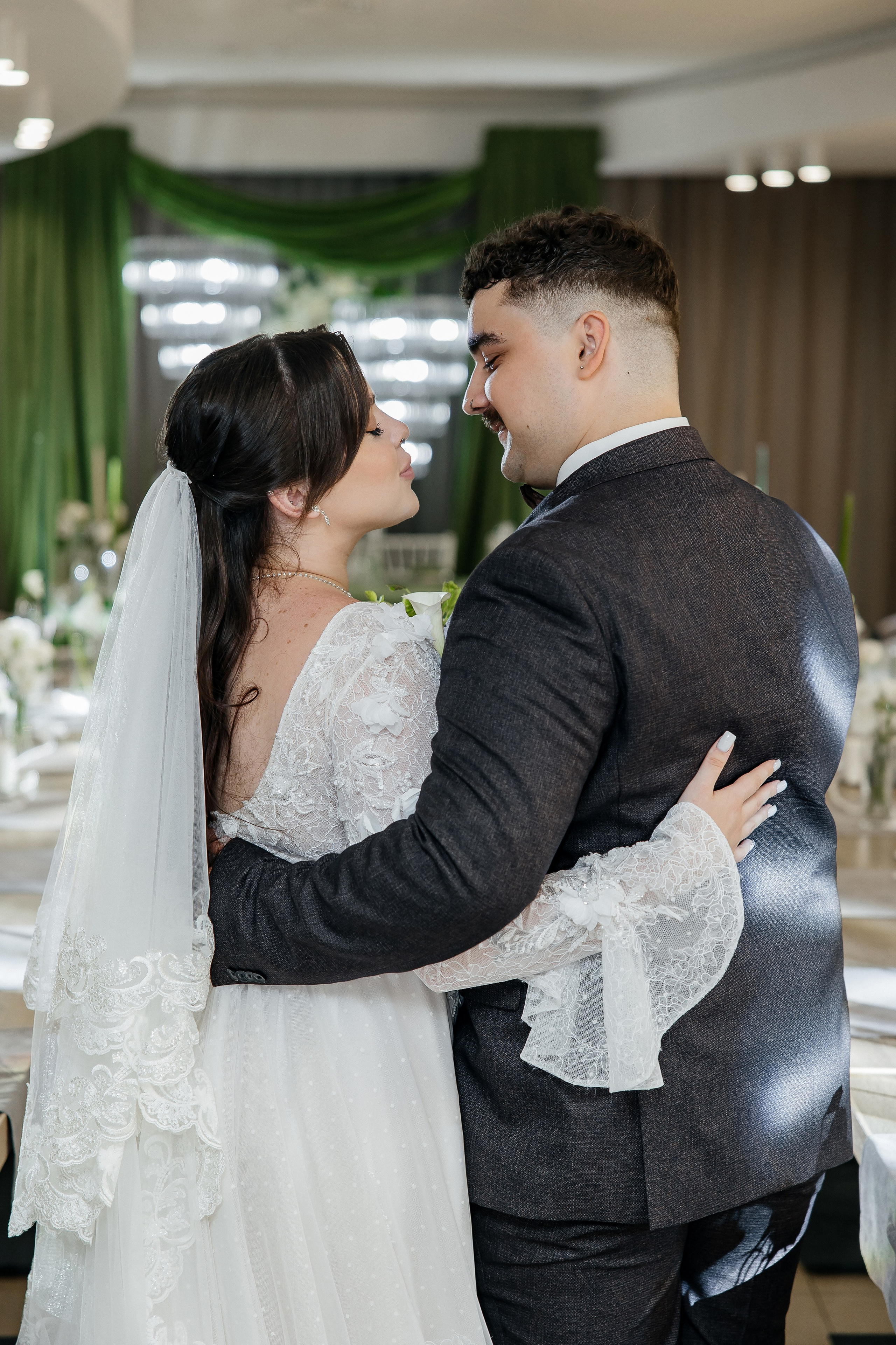 Mykhailo and Iryna. Весільний фотограф Любов Шарко Черкаси