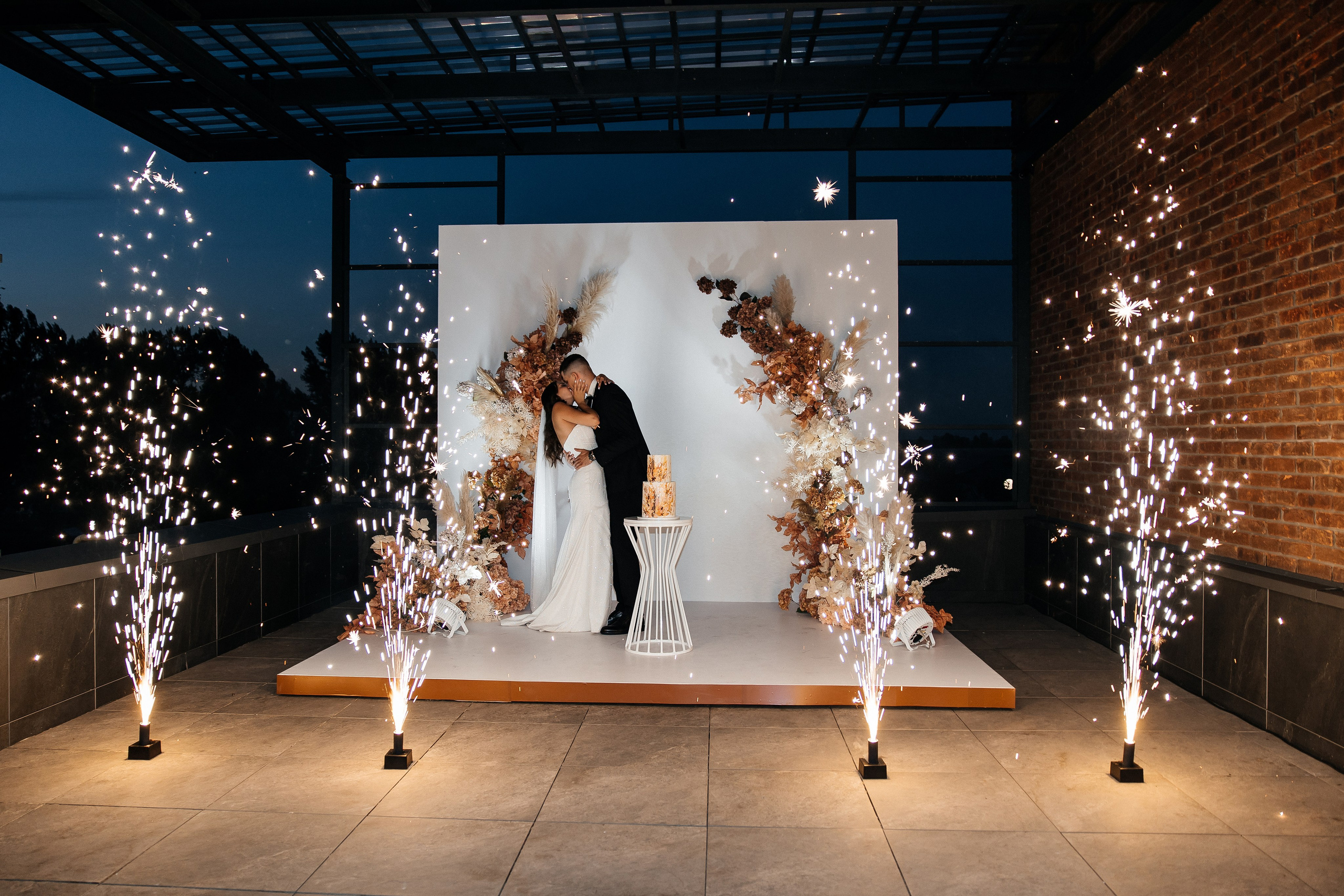 Oleksandr & Lilia. Весільний фотограф Любов Шарко Черкаси