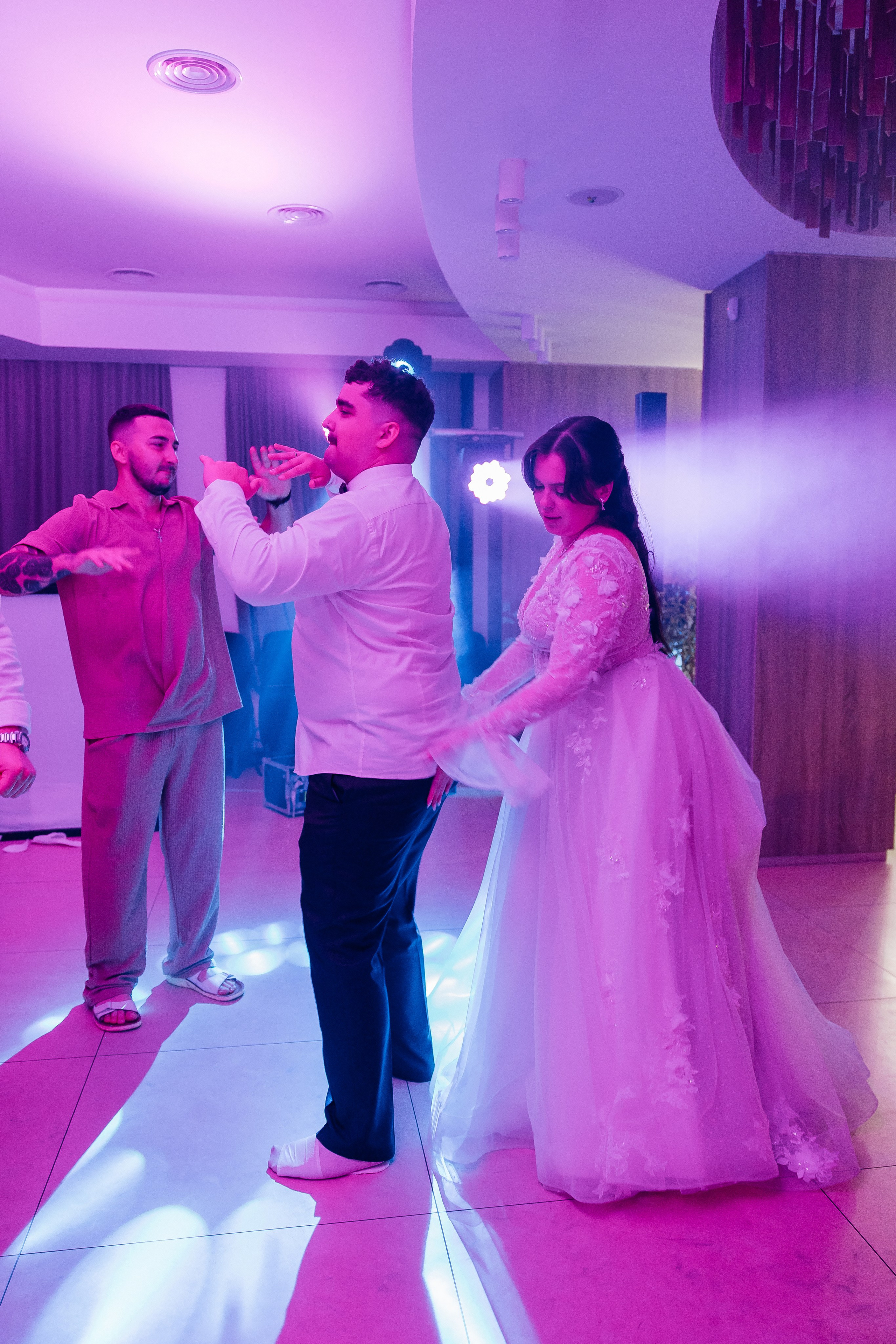 Mykhailo and Iryna. Весільний фотограф Любов Шарко Черкаси