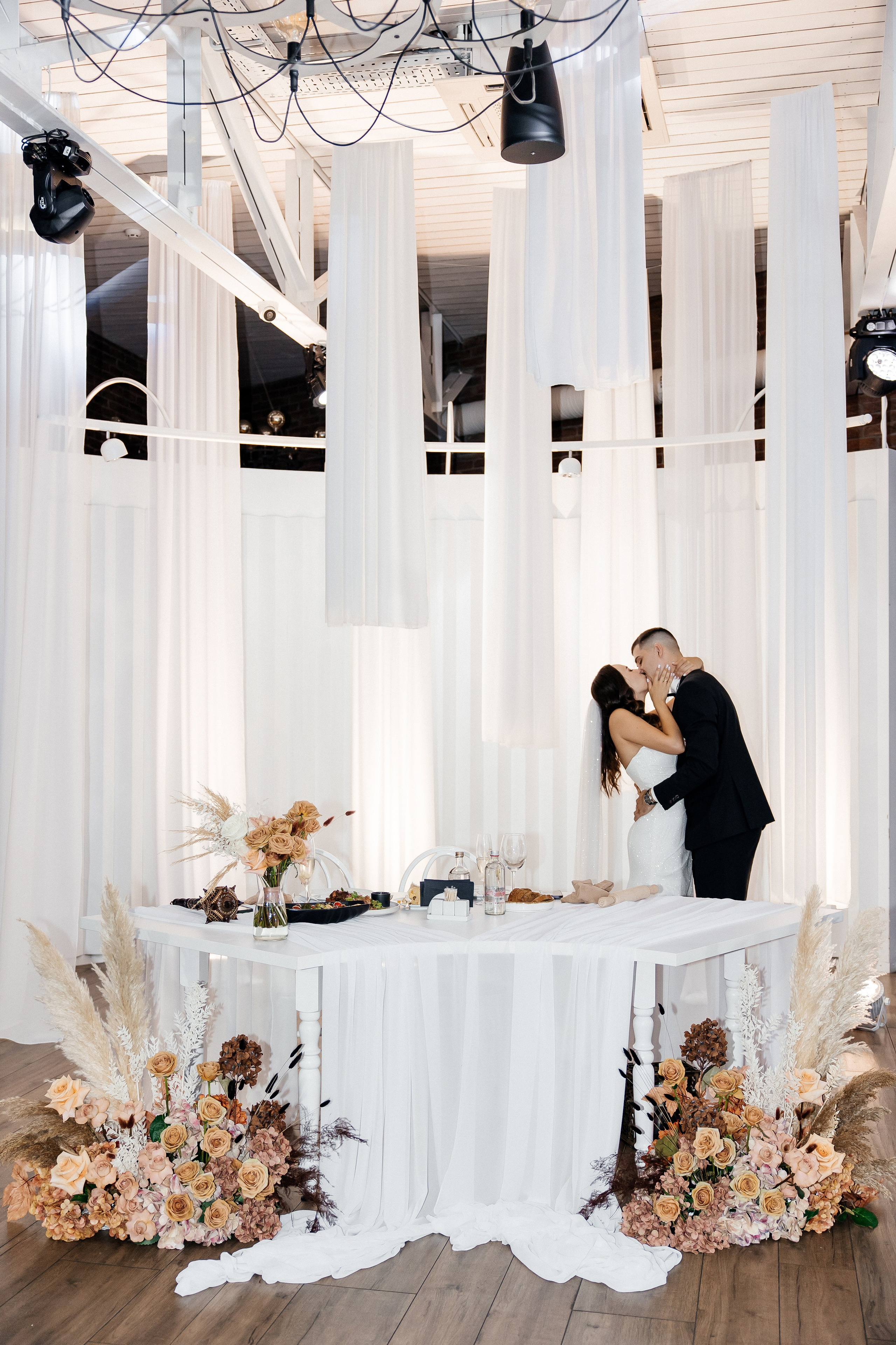 Oleksandr & Lilia. Весільний фотограф Любов Шарко Черкаси