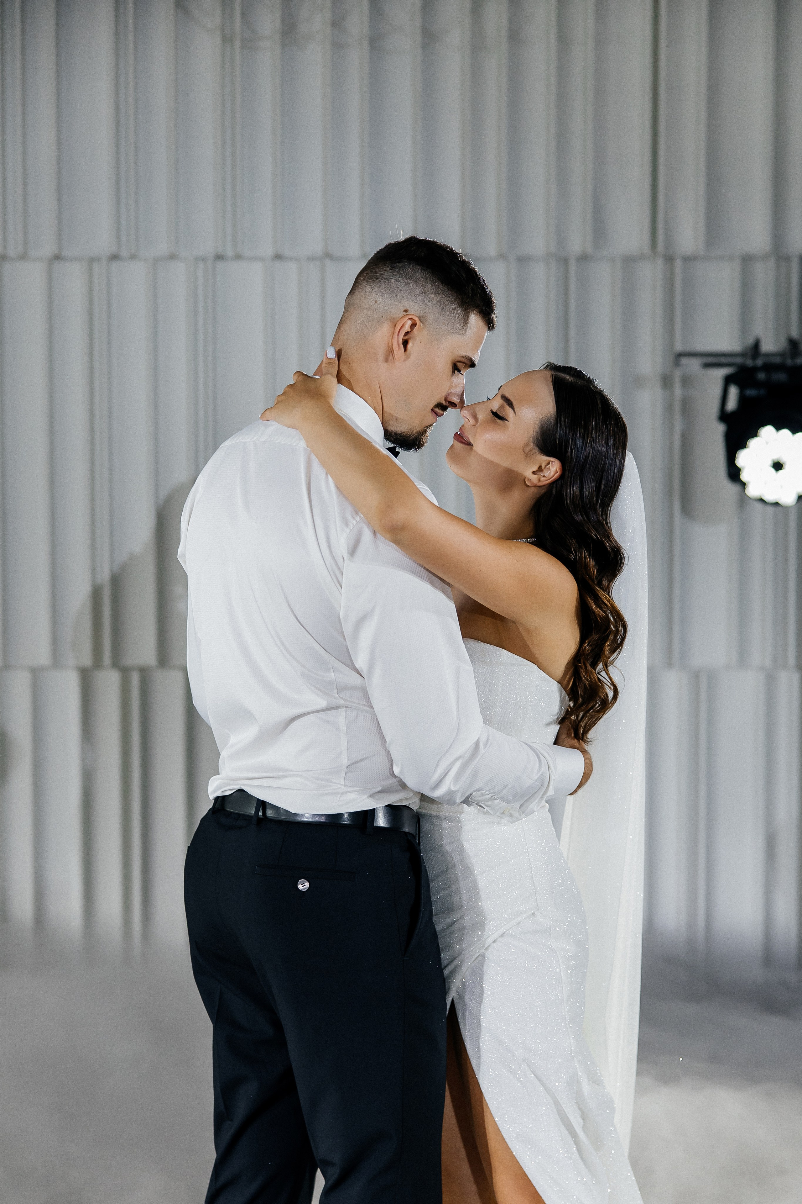 Oleksandr & Lilia. Весільний фотограф Любов Шарко Черкаси