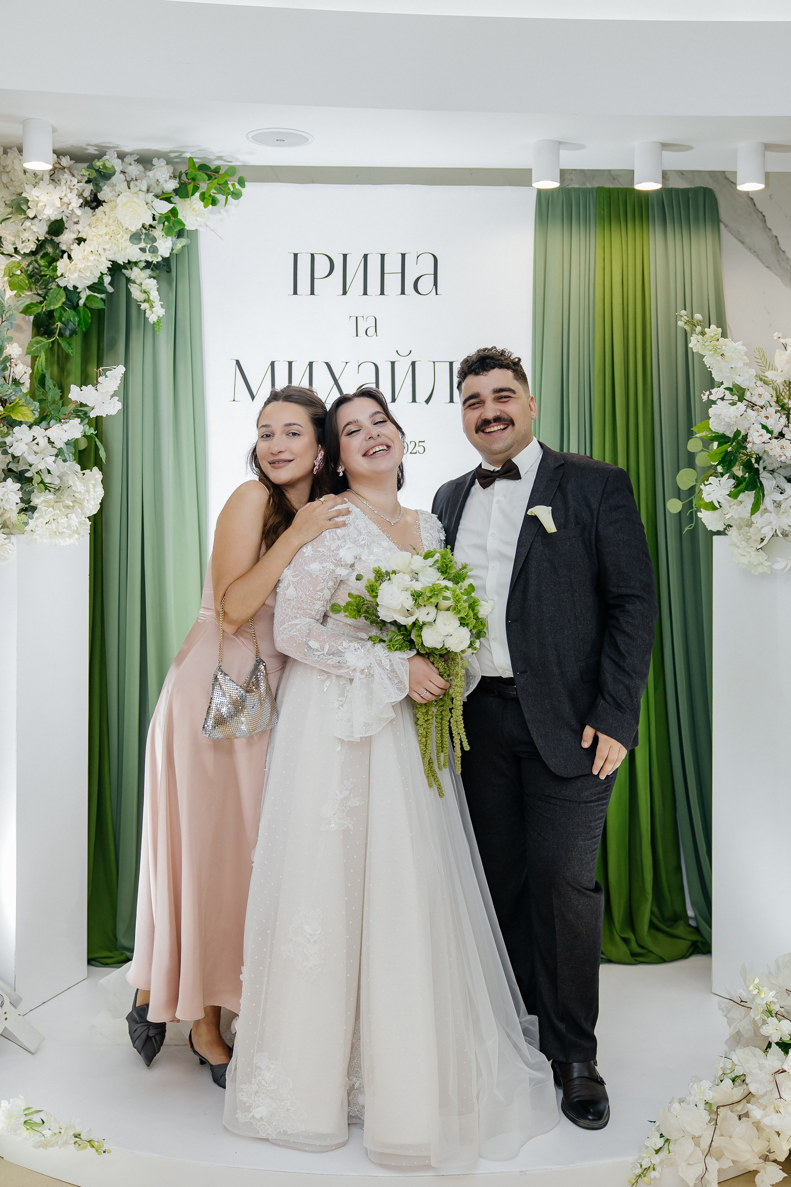 Mykhailo and Iryna. Весільний фотограф Любов Шарко Черкаси