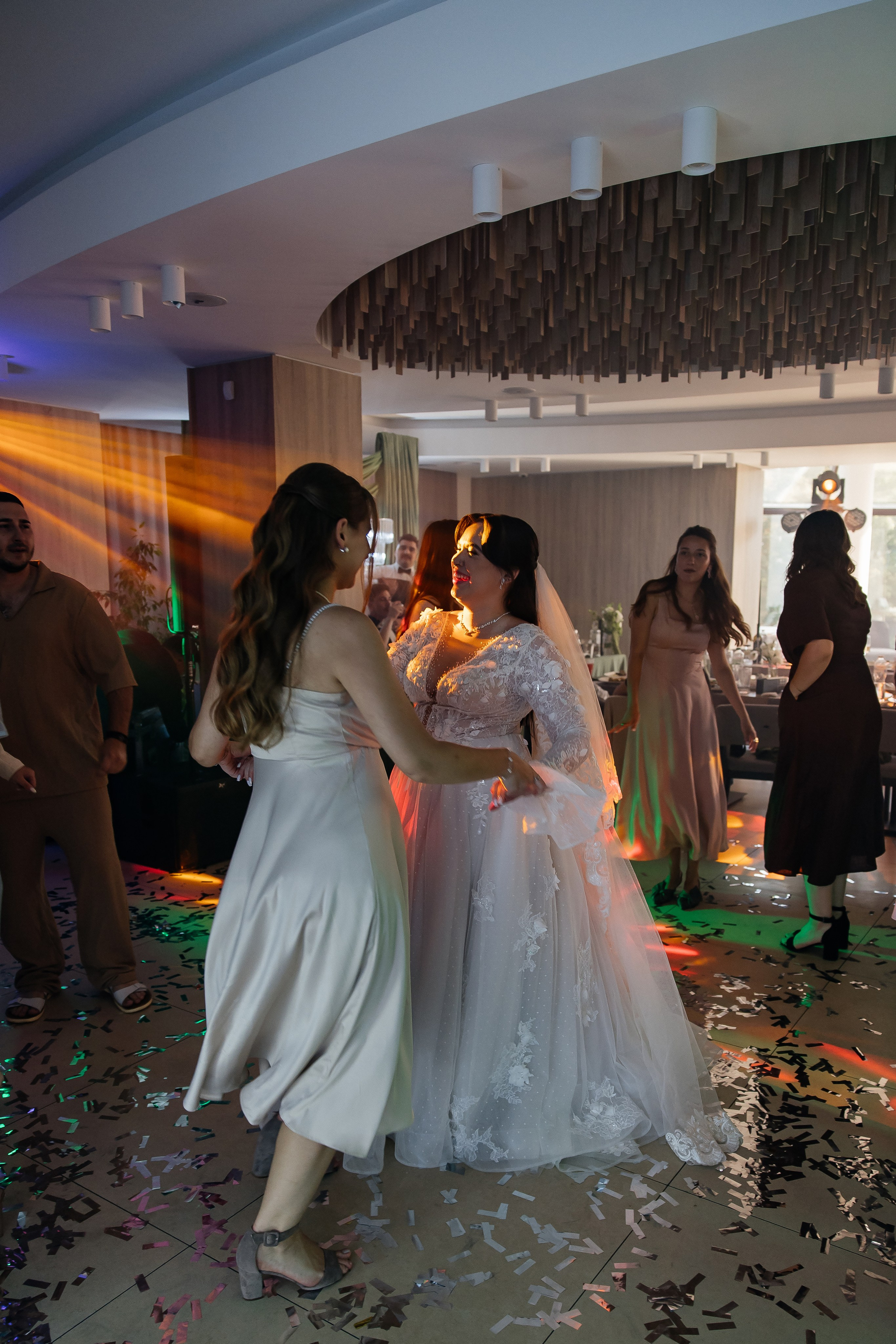 Mykhailo and Iryna. Весільний фотограф Любов Шарко Черкаси