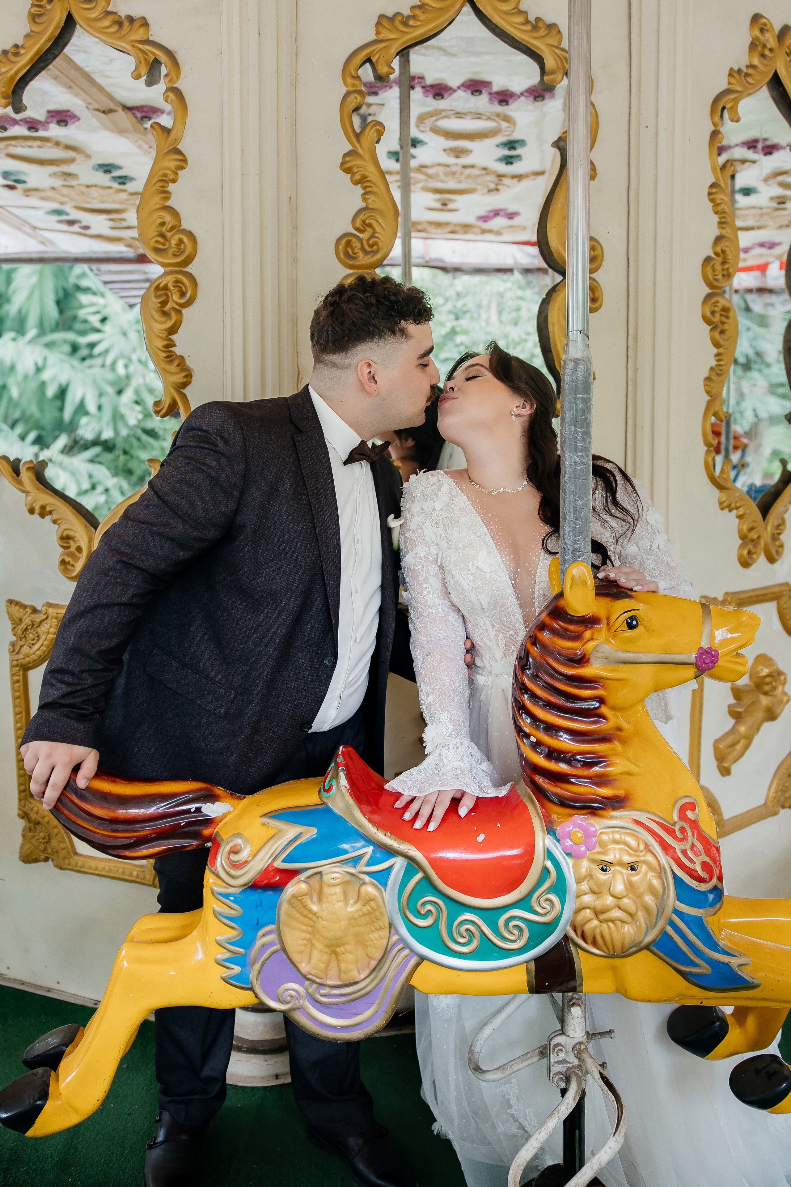 Mykhailo and Iryna. Весільний фотограф Любов Шарко Черкаси