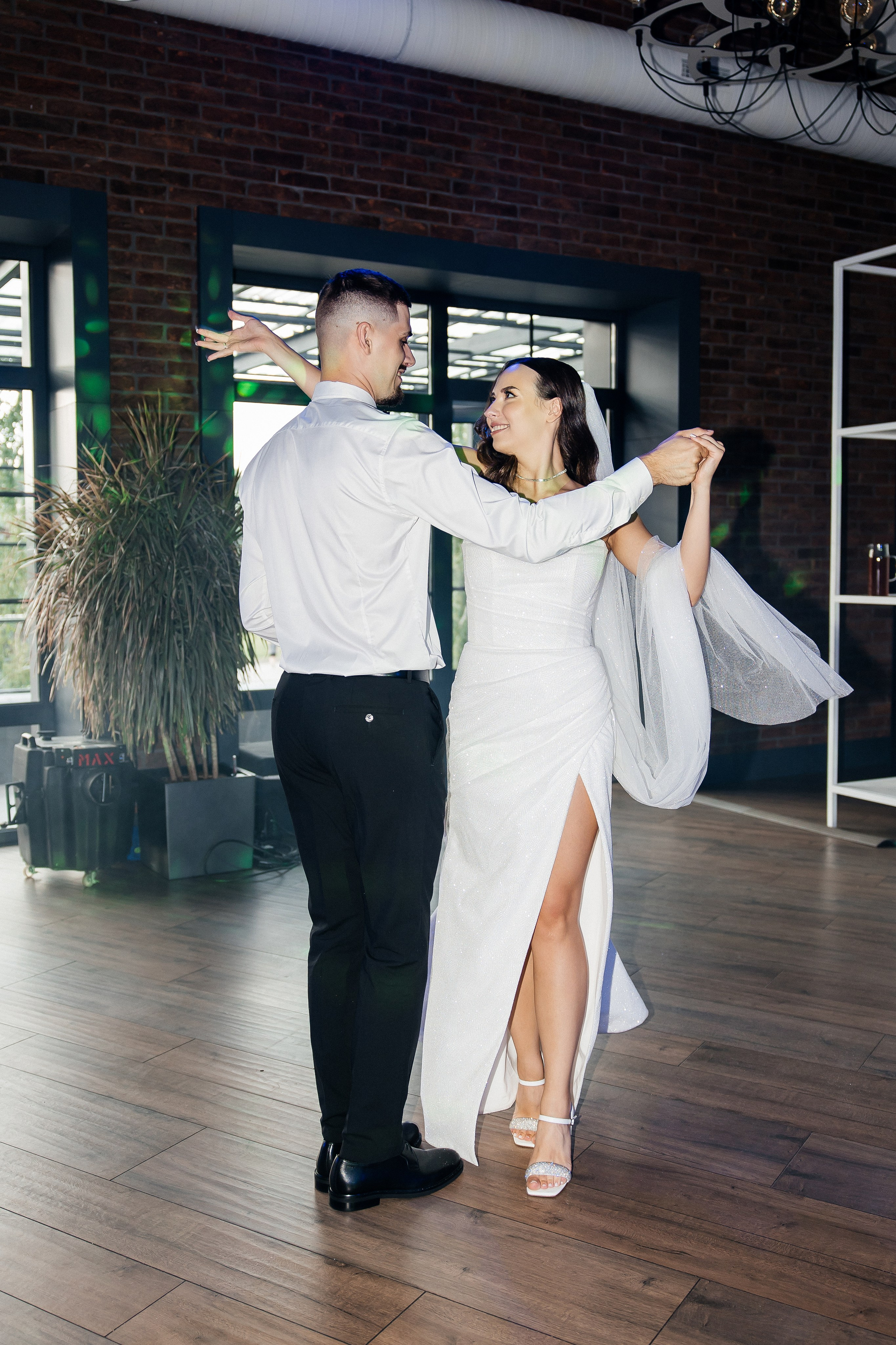 Oleksandr & Lilia. Весільний фотограф Любов Шарко Черкаси